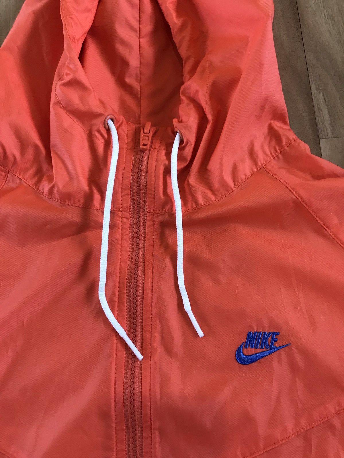 Nike × Vintage Vintage Nike Sportswear Neon Orange Zip Up WindbreakerJacket Size US L / EU 52-54 / 3 - 2 Thumbnail