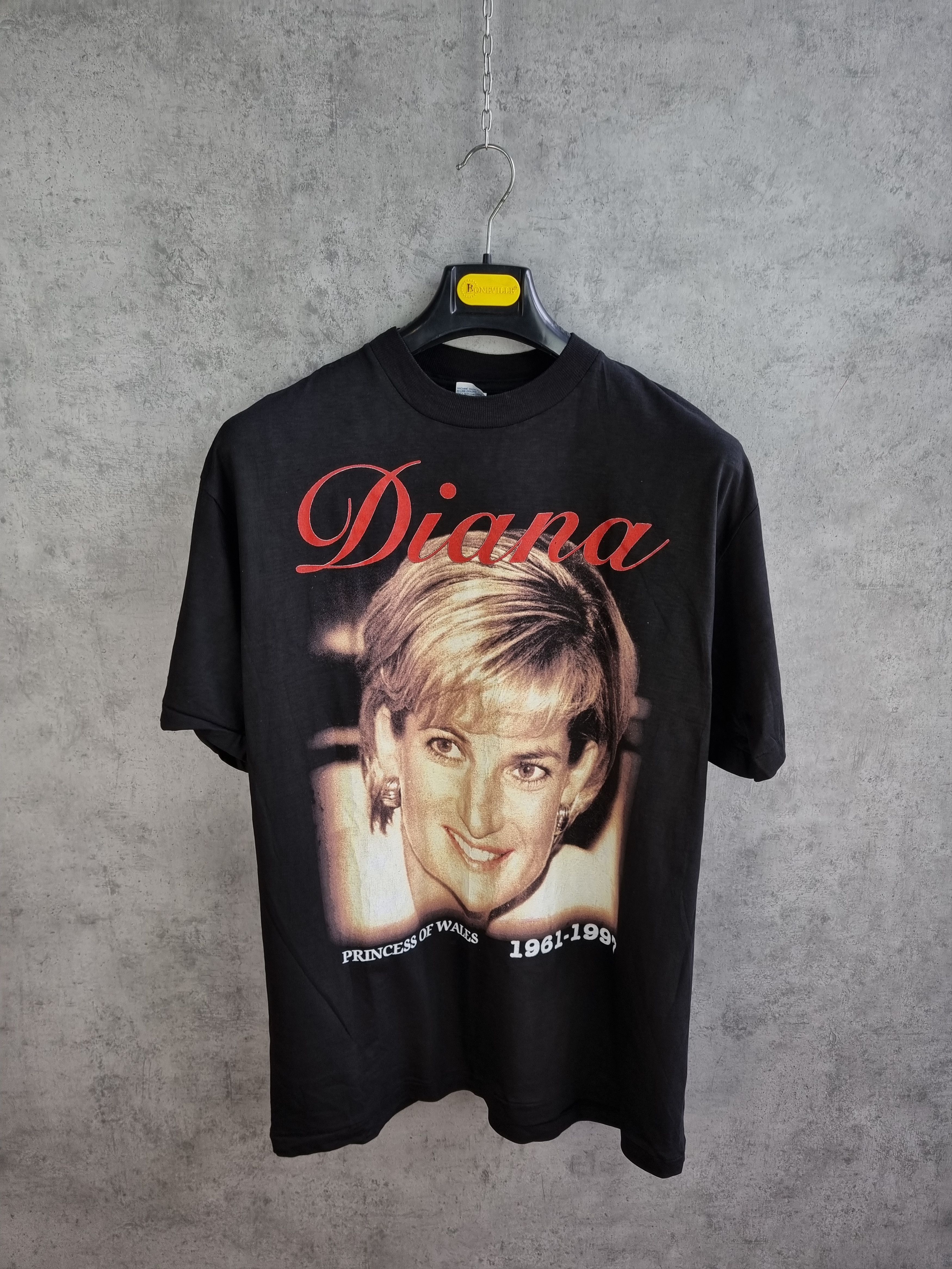 Vintage Unique Princess Diana The Woman We Loved Memorial VTG Tee Size US XXL / EU 58 / 5 - 2 Thumbnail