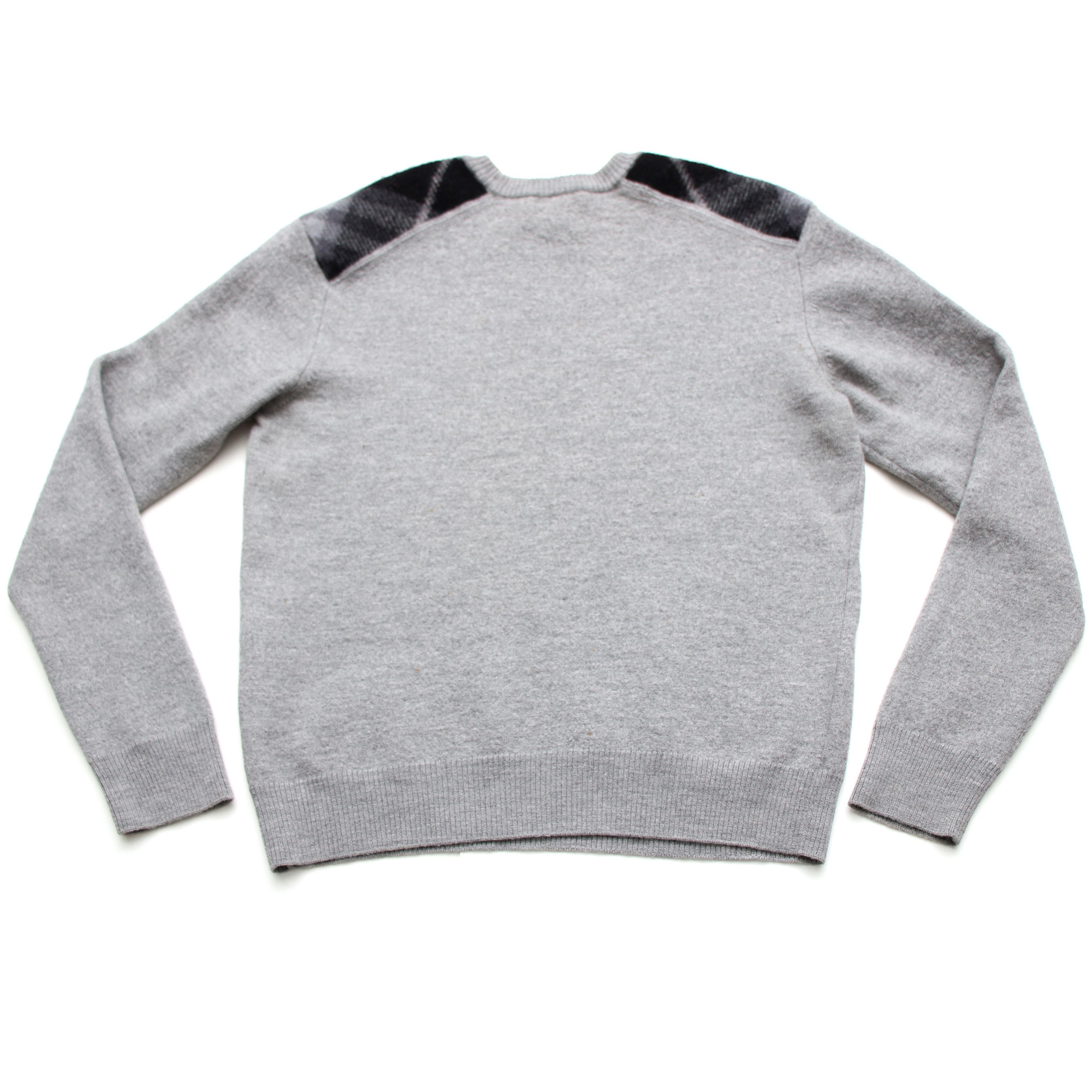 Burberry Burberry Sweater Nova Check Shoulder Wool Crew neck Gray Size M / US 6-8 / IT 42-44 - 2 Thumbnail