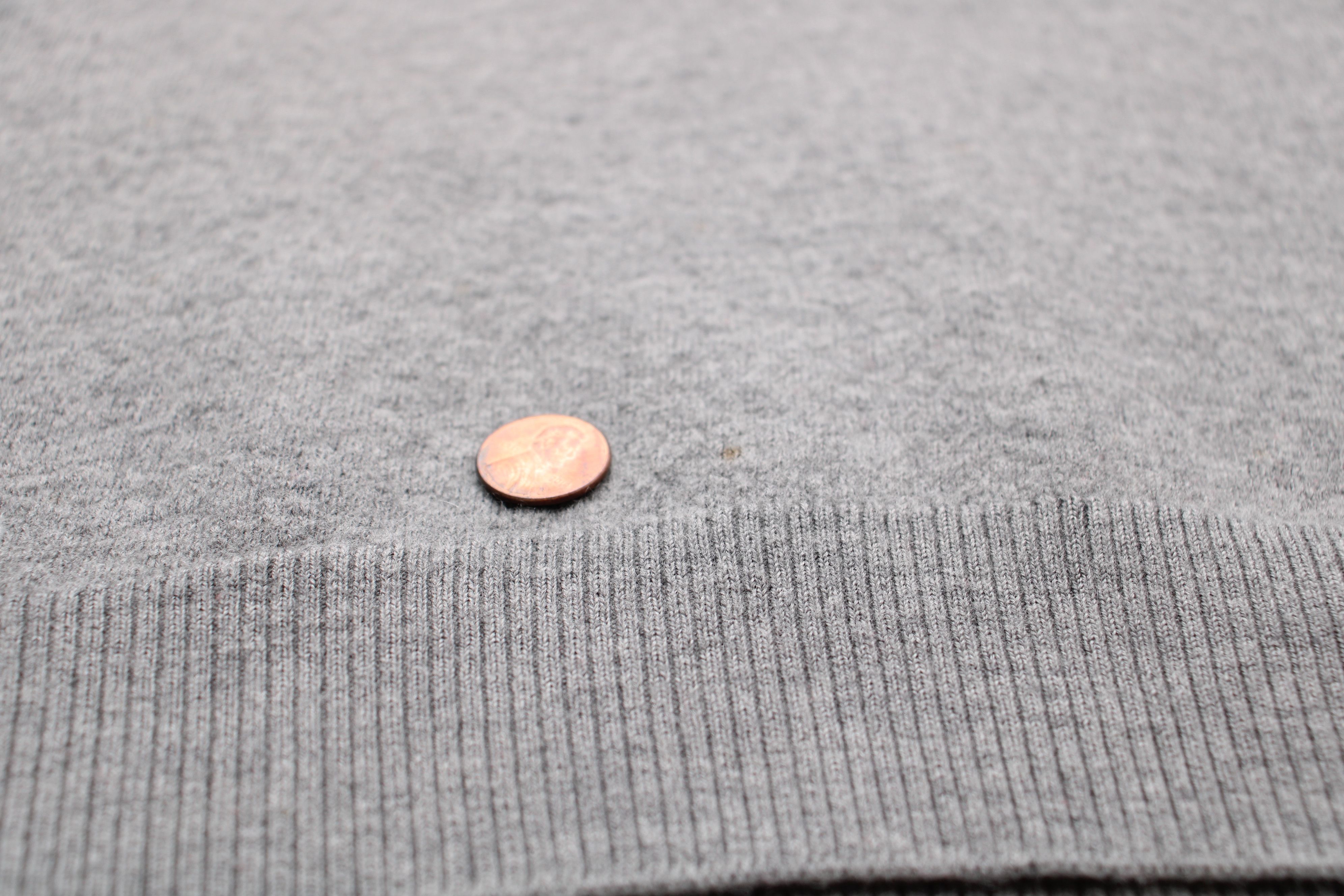 Burberry Burberry Sweater Nova Check Shoulder Wool Crew neck Gray Size M / US 6-8 / IT 42-44 - 5 Thumbnail