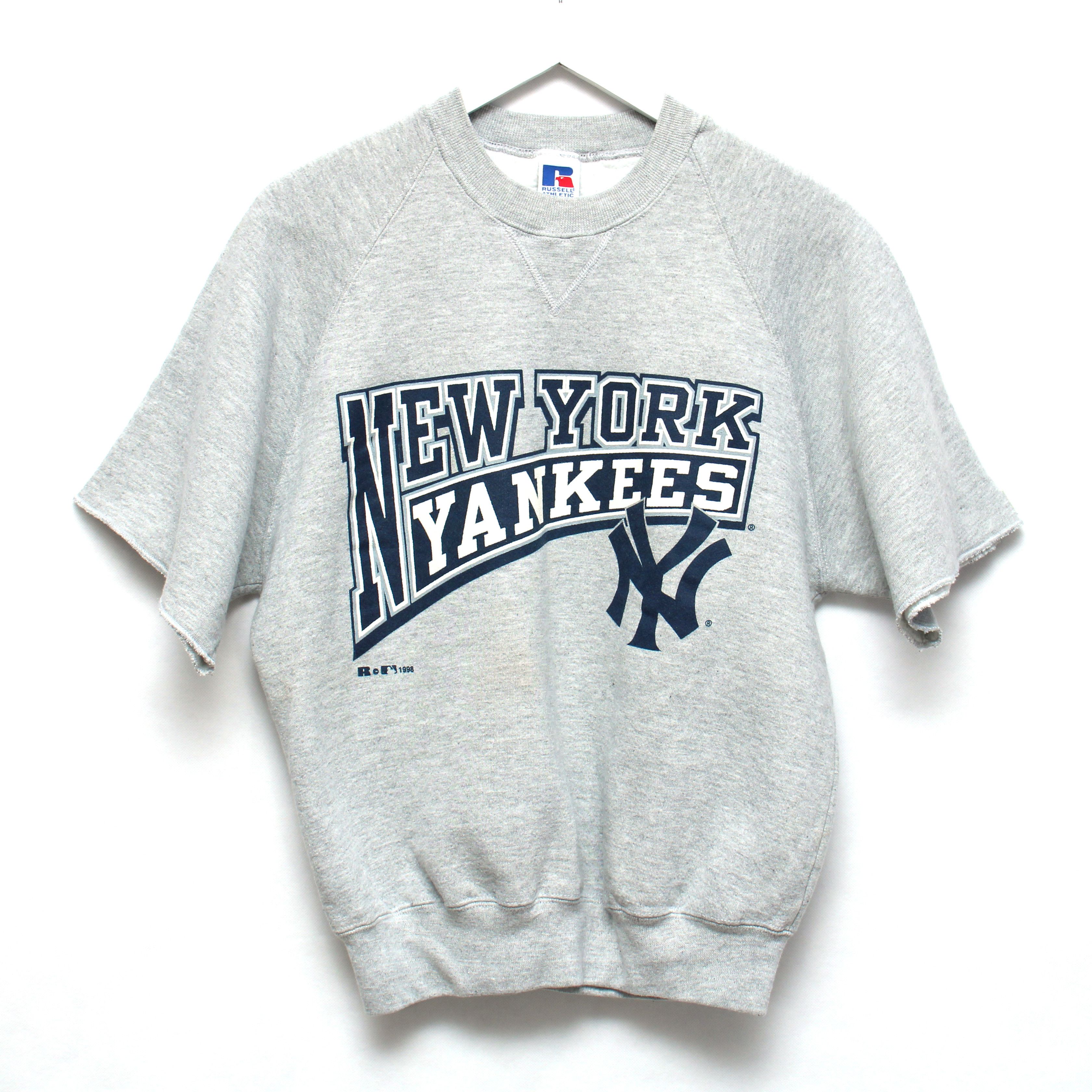 Mavin  Vintage 1998 New York Yankees Russell Athletics Short Sleeve  Sweatshirt L USA