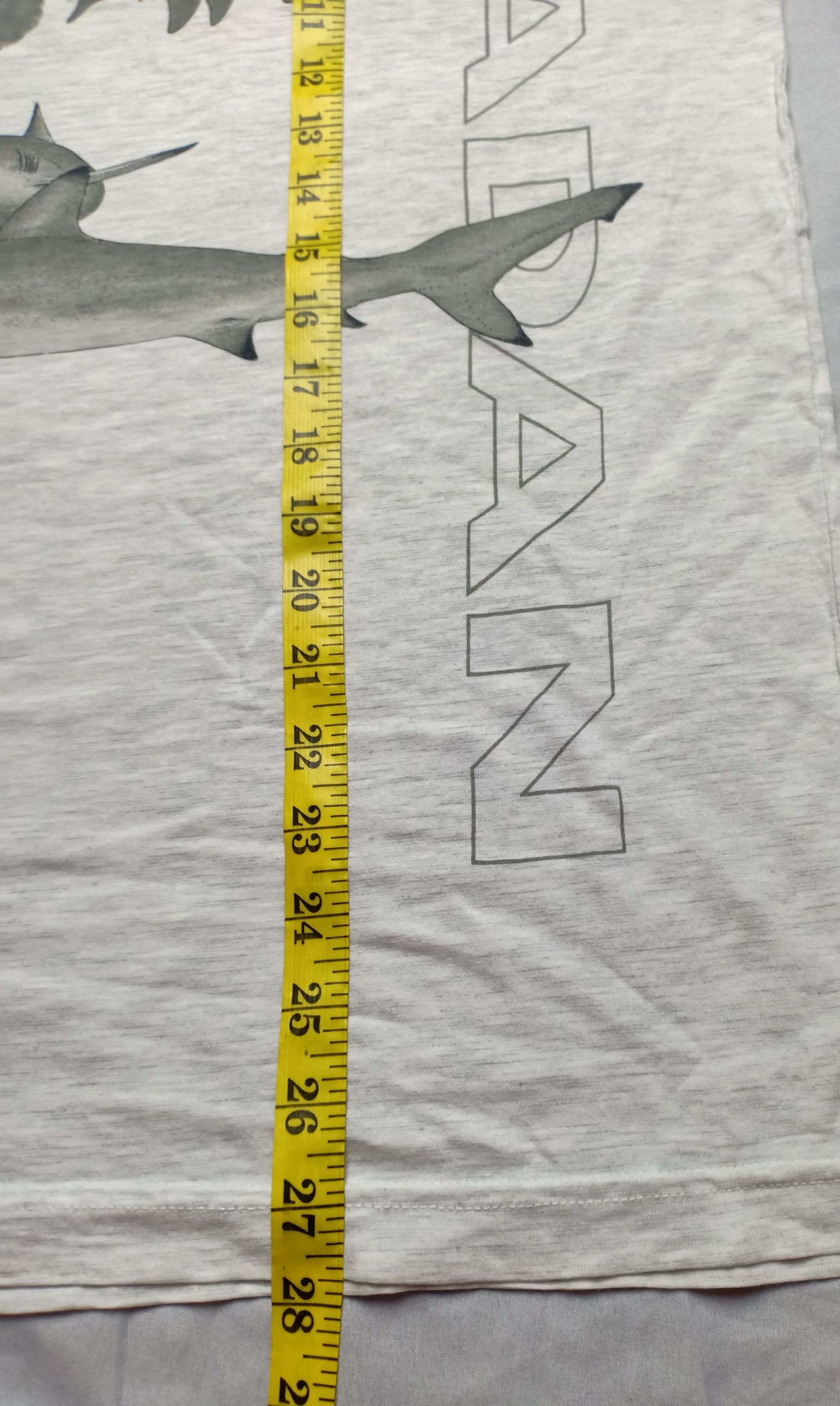 Band Tees Vintage 90s Sipadan Borneo Divers Sabah Sharks Jaws Fish Size US L / EU 52-54 / 3 - 8 Thumbnail