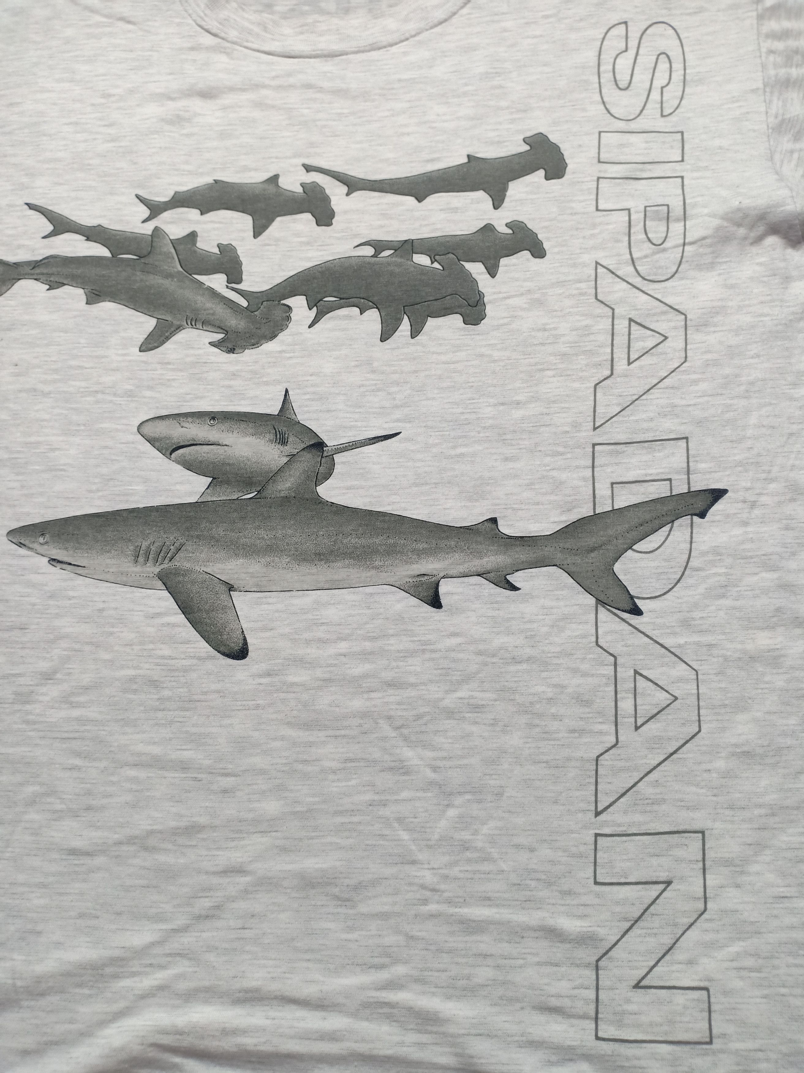 Band Tees Vintage 90s Sipadan Borneo Divers Sabah Sharks Jaws Fish Size US L / EU 52-54 / 3 - 4 Thumbnail