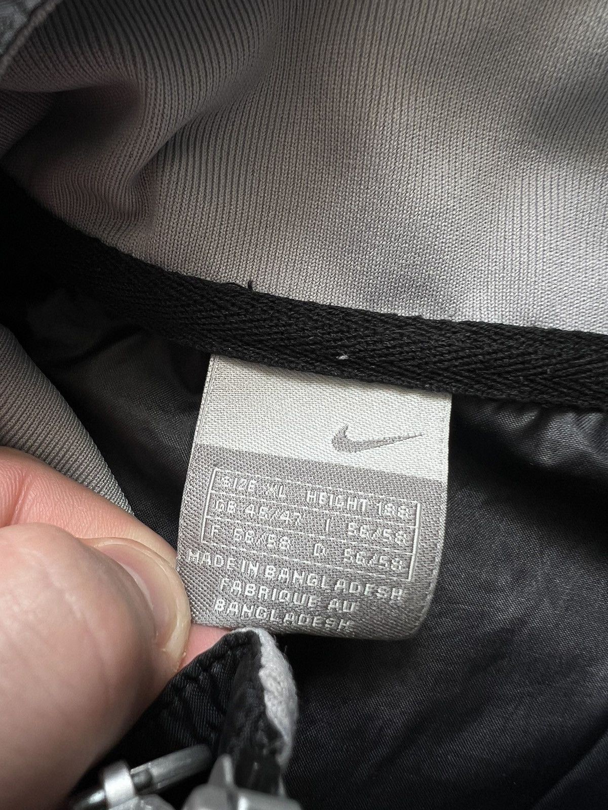 Nike × Vintage Y2k Vintage Nike Nylon Black Light Jacket Size US XL / EU 56 / 4 - 2 Thumbnail