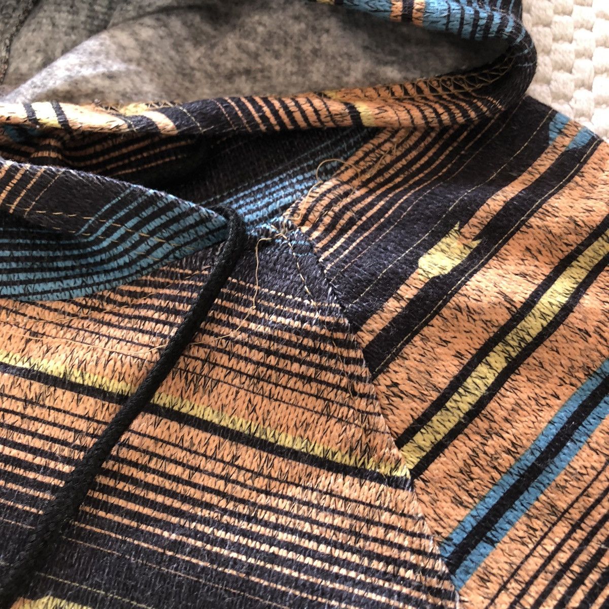 Japanese Brand Sweatshirt Hoodie Striped Navajo Turqouise Orange Size US S / EU 44-46 / 1 - 8 Thumbnail