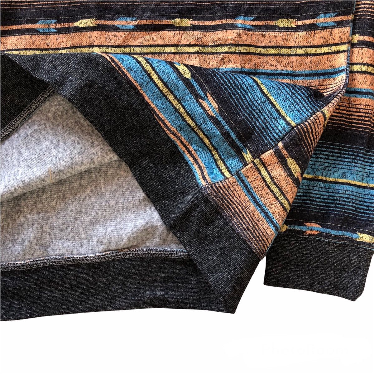 Japanese Brand Sweatshirt Hoodie Striped Navajo Turqouise Orange Size US S / EU 44-46 / 1 - 12 Thumbnail