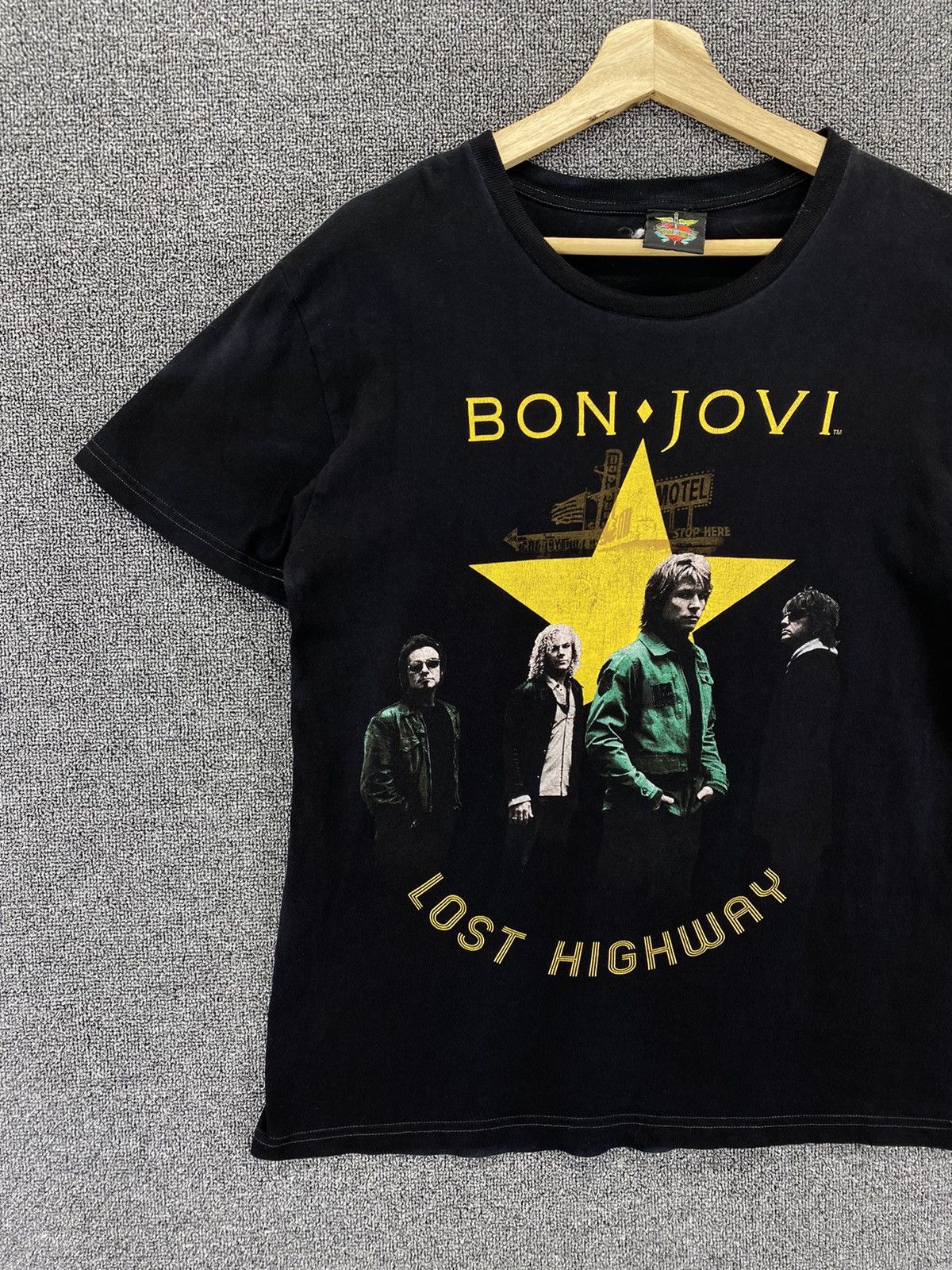 Band Tees Vintage Bon Jovi Lost Highway Tour Japan Band Tees T Shirt Size US M / EU 48-50 / 2 - 2 Thumbnail