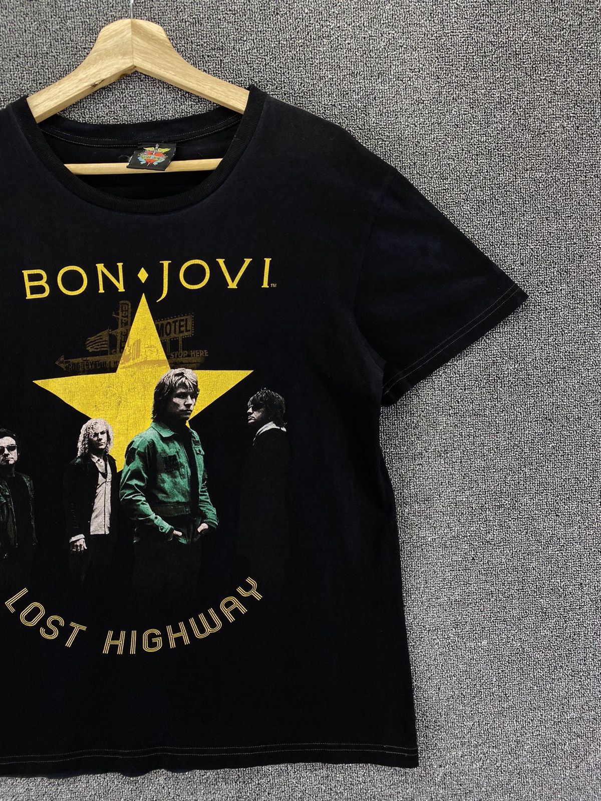 Band Tees Vintage Bon Jovi Lost Highway Tour Japan Band Tees T Shirt Size US M / EU 48-50 / 2 - 3 Thumbnail