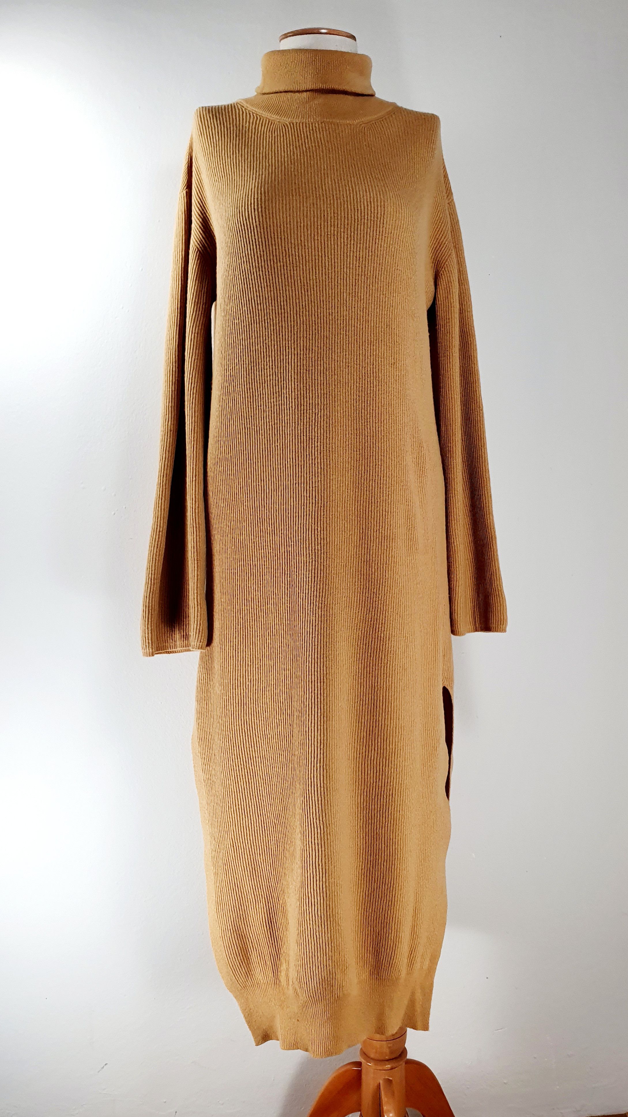 beige wool dress Rouje - DAREEN dress - Wool - Heathered merino Wool cableknit sweater dress - Beige