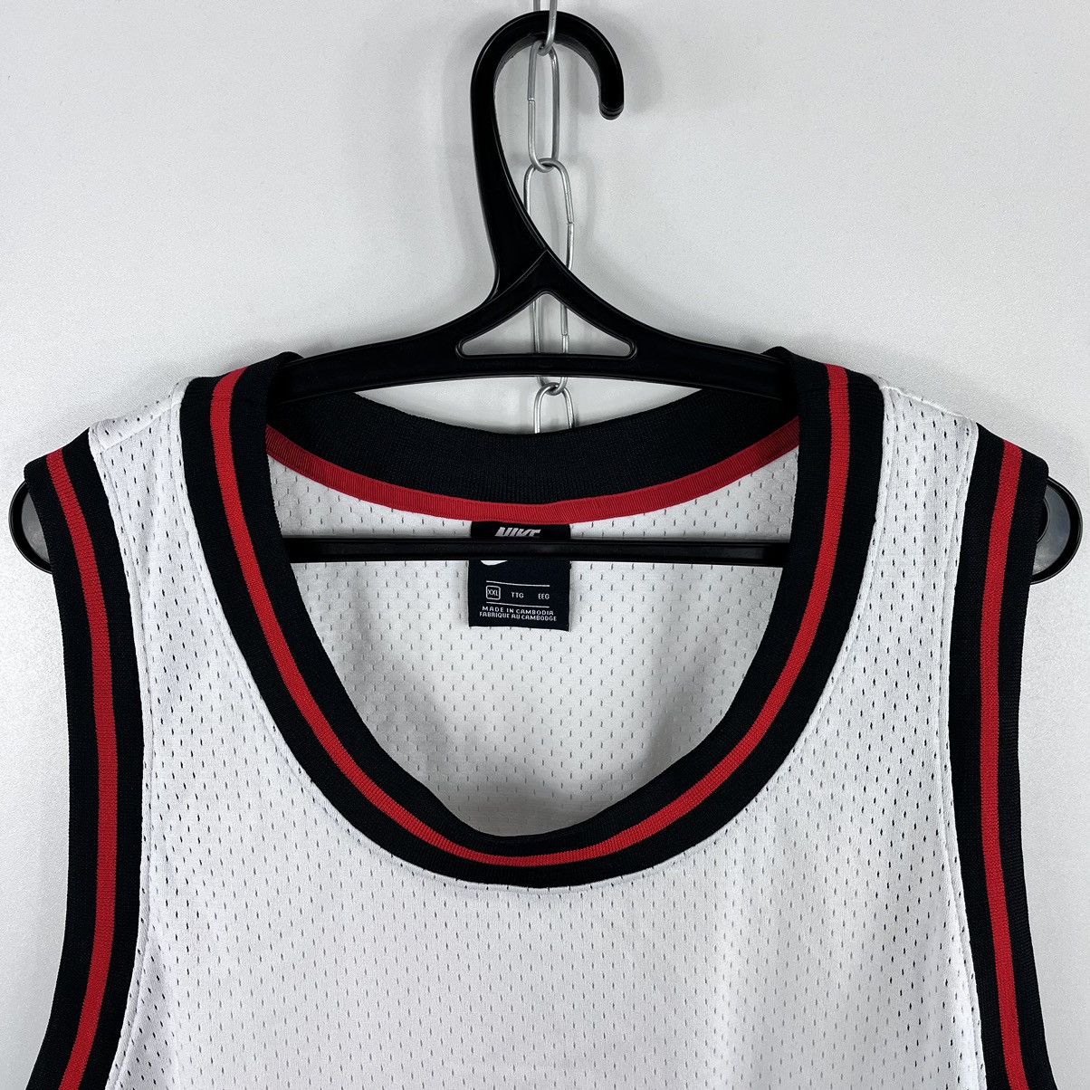 Nike Nike Tank Tops Sleeveless Spell Out Big Logo White Size 2XL Size US XXL / EU 58 / 5 - 3 Thumbnail