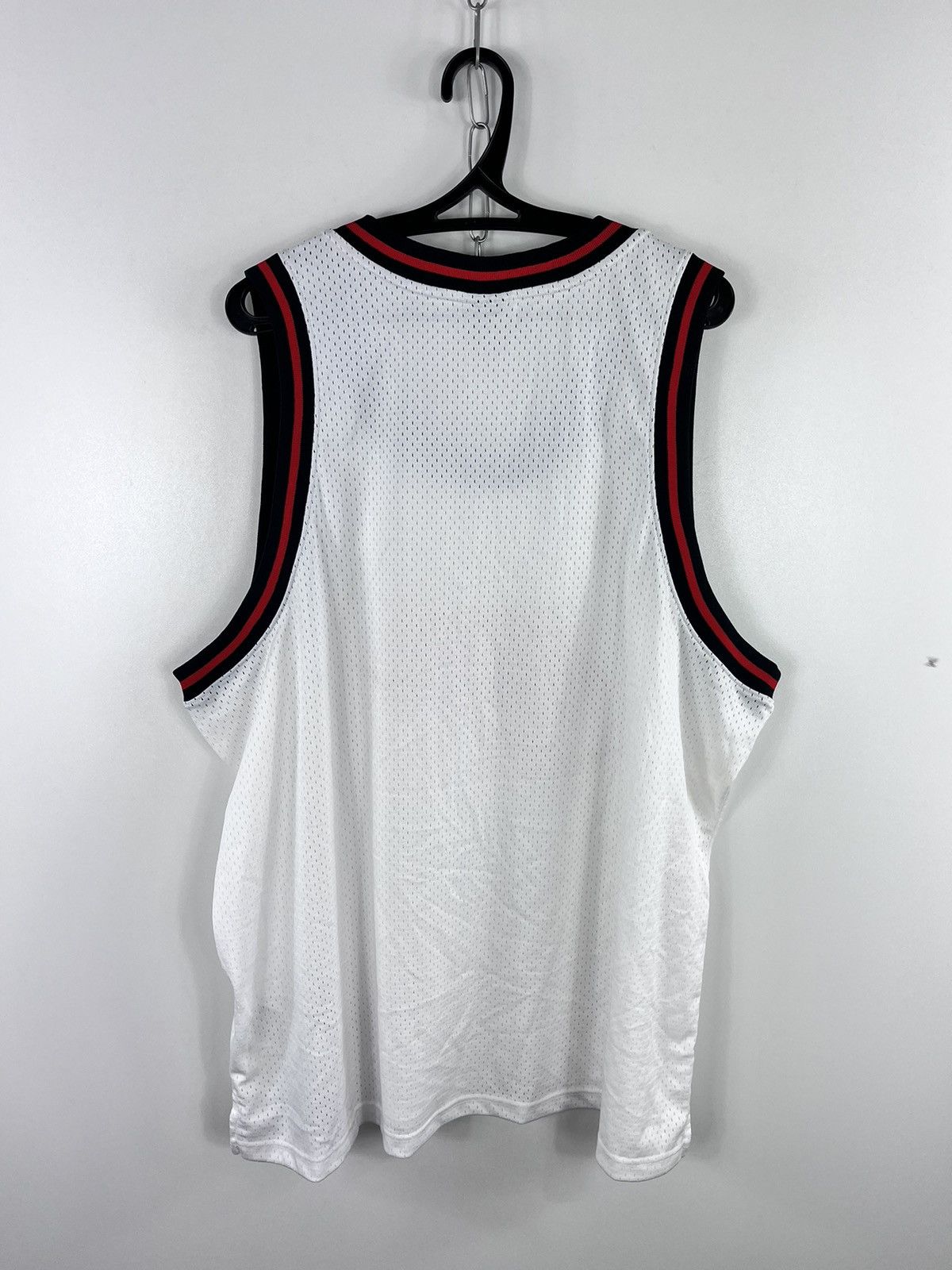 Nike Nike Tank Tops Sleeveless Spell Out Big Logo White Size 2XL Size US XXL / EU 58 / 5 - 2 Thumbnail