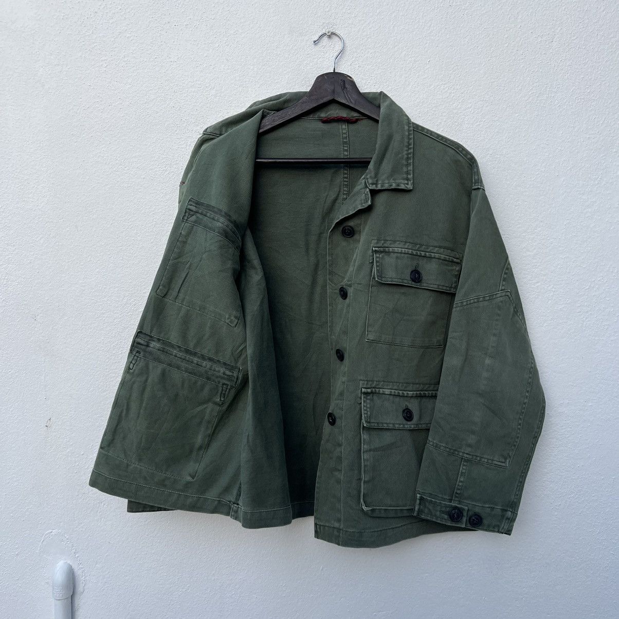 Japanese Brand VINTAGE JAPAN MILITARY MULTI POCKET CARGO JACKET Size US M / EU 48-50 / 2 - 11 Thumbnail