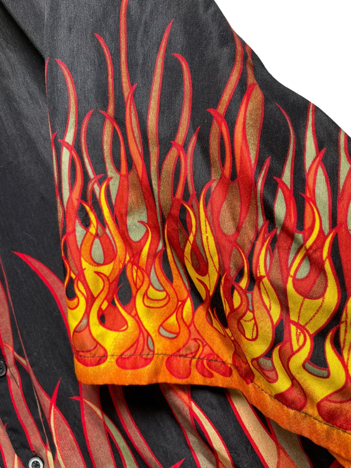 Vintage Vintage Y2K flame shirt Size US XL / EU 56 / 4 - 3 Thumbnail