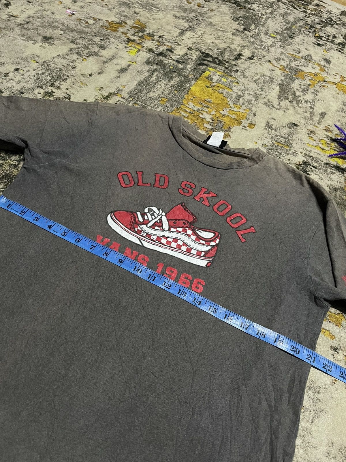 Vans × Vintage RARE Vintage Vans Old Skool shoes logo Tee 90s Size US L / EU 52-54 / 3 - 8 Thumbnail