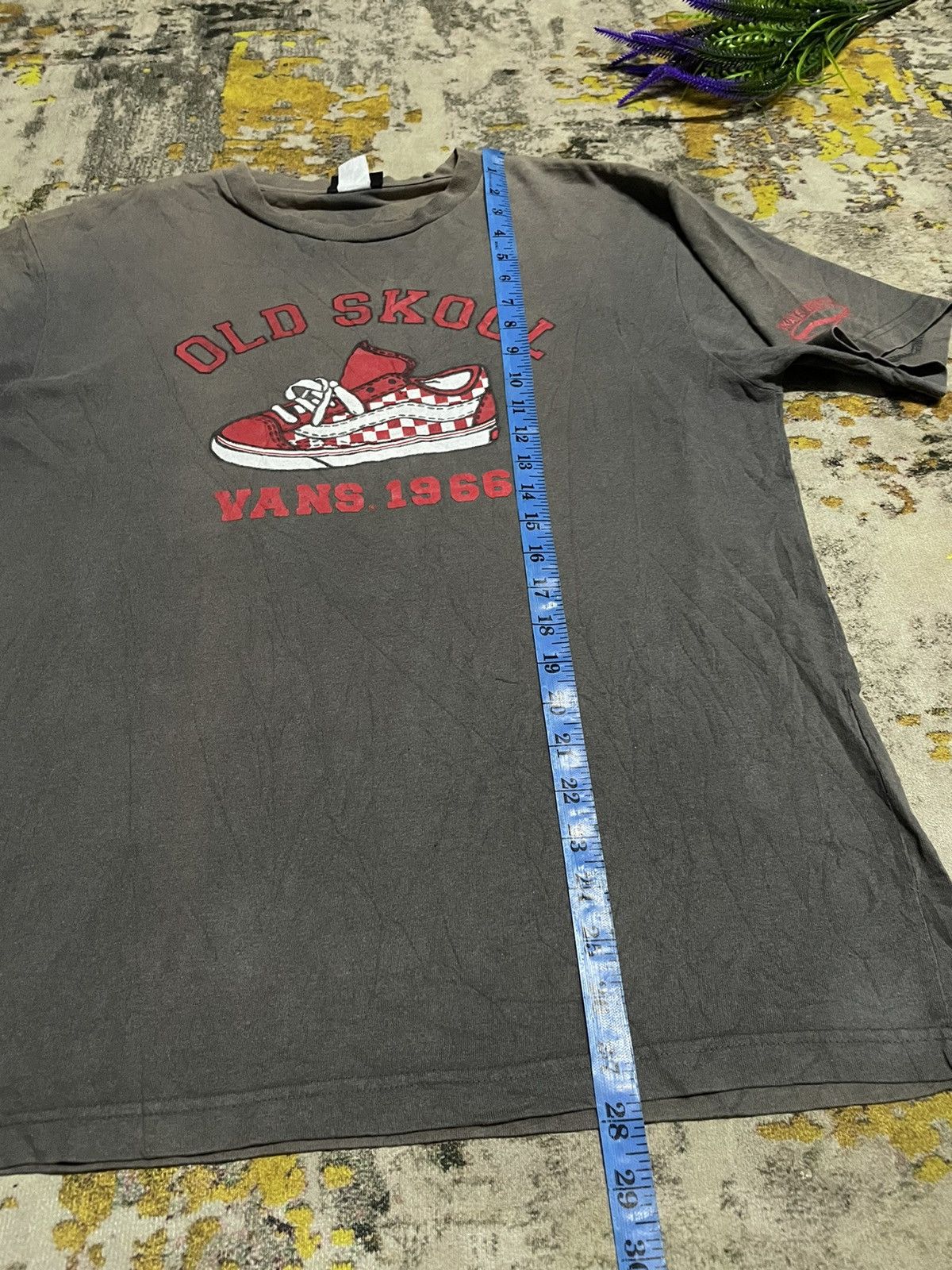 Vans × Vintage RARE Vintage Vans Old Skool shoes logo Tee 90s Size US L / EU 52-54 / 3 - 9 Thumbnail