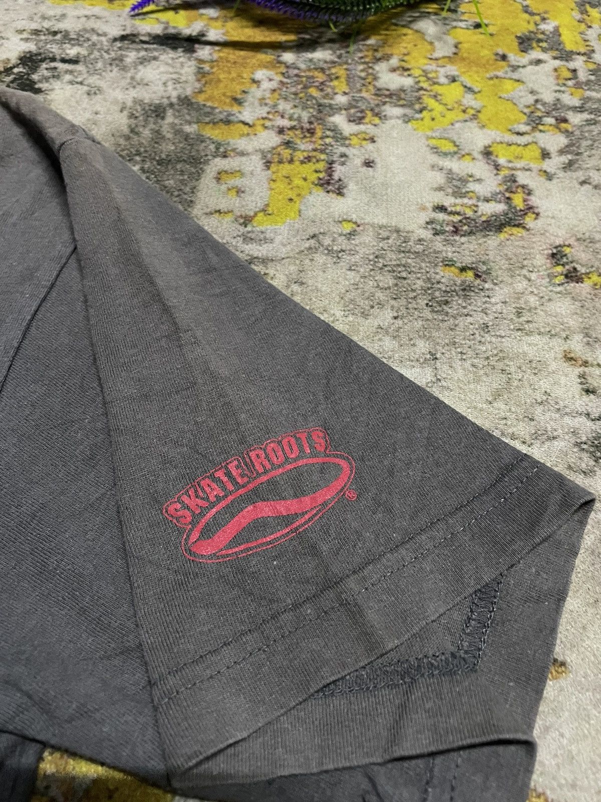 Vans × Vintage RARE Vintage Vans Old Skool shoes logo Tee 90s Size US L / EU 52-54 / 3 - 4 Thumbnail