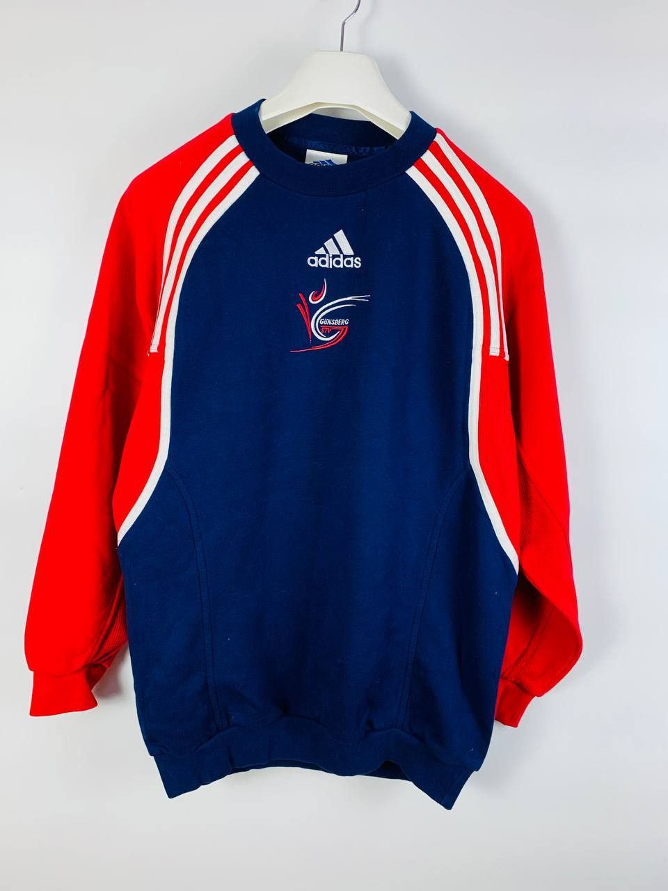 Adidas Adidas Vintage sweatshirt blue red XL Size US XL / EU 56 / 4 - 1 Thumbnail
