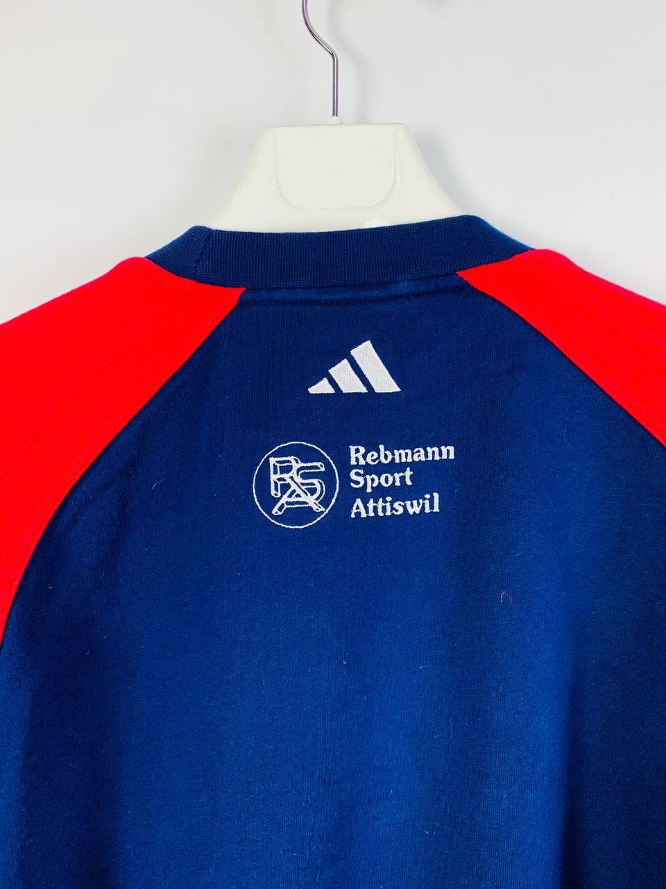 Adidas Adidas Vintage sweatshirt blue red XL Size US XL / EU 56 / 4 - 10 Thumbnail