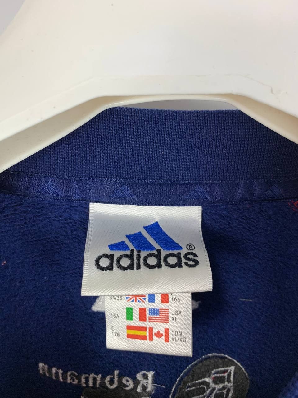 Adidas Adidas Vintage sweatshirt blue red XL Size US XL / EU 56 / 4 - 7 Thumbnail