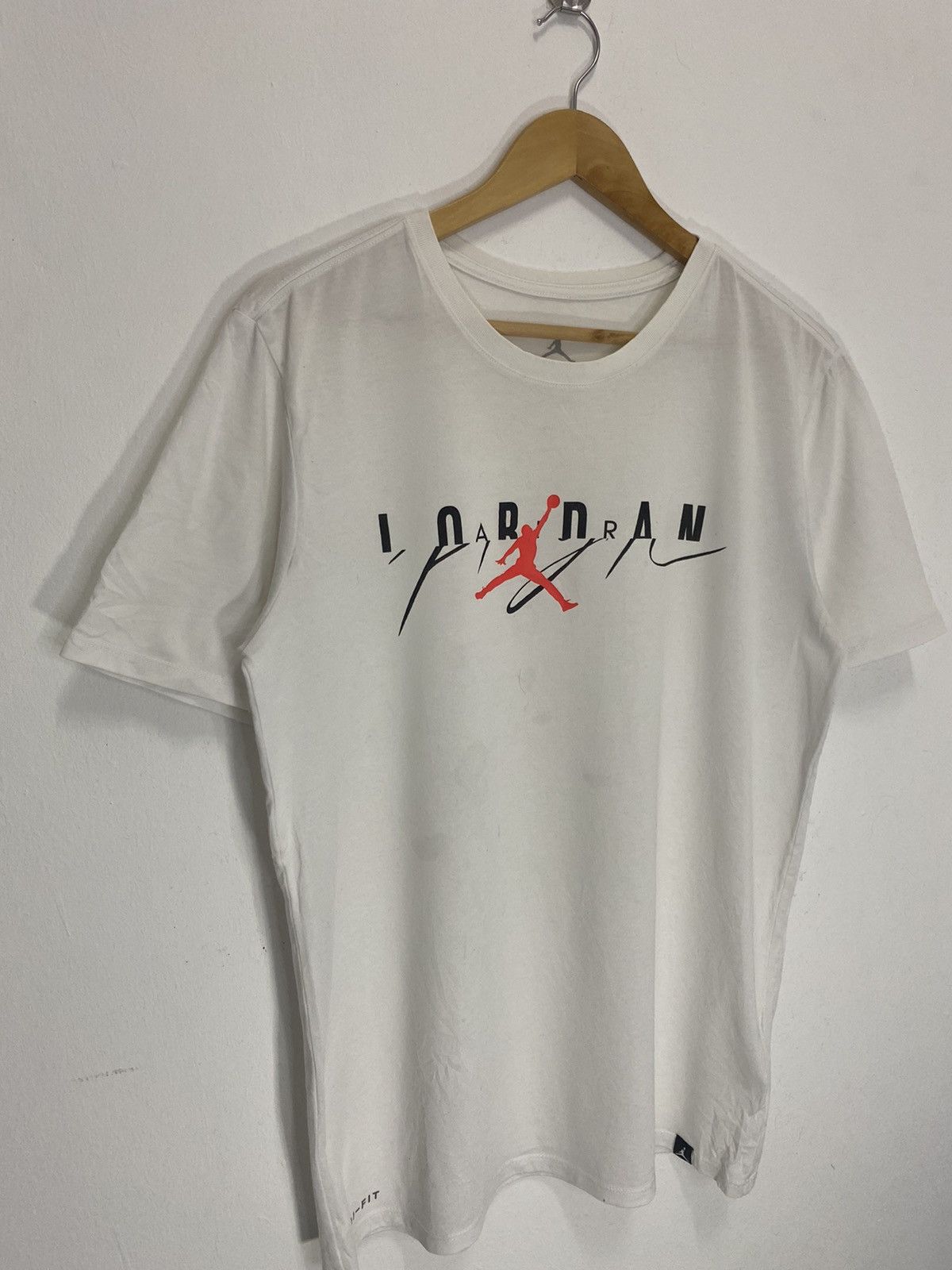 Jordan Brand × Nike Air Jordan Big Logo T-Shirt Size US M / EU 48-50 / 2 - 3 Thumbnail
