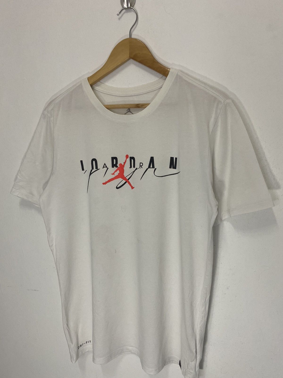 Jordan Brand × Nike Air Jordan Big Logo T-Shirt Size US M / EU 48-50 / 2 - 4 Thumbnail