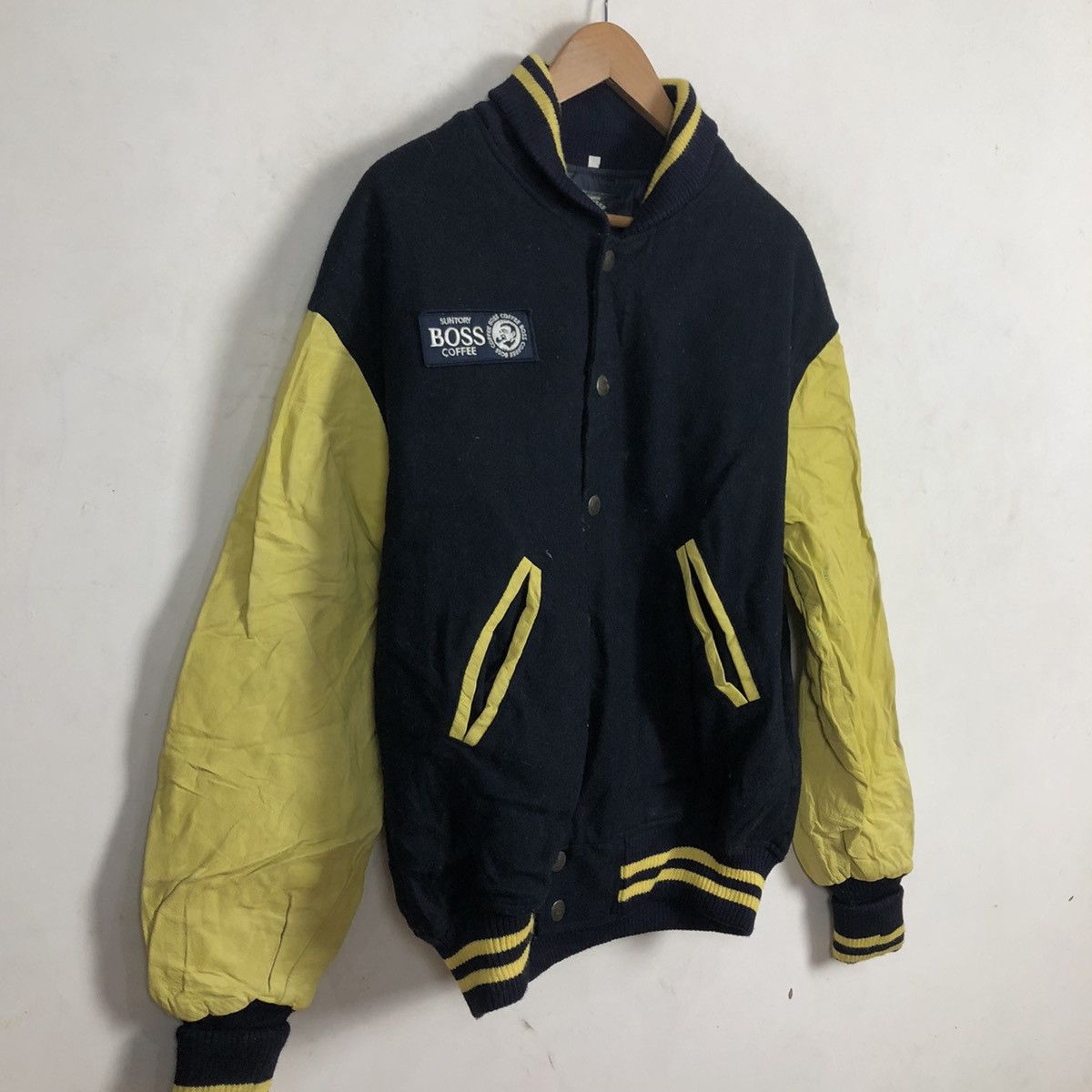 Japanese Brand SUNTORY COFFEE BIG LOGO EMBROIDERED VARSITY JACKET Size US L / EU 52-54 / 3 - 5 Thumbnail