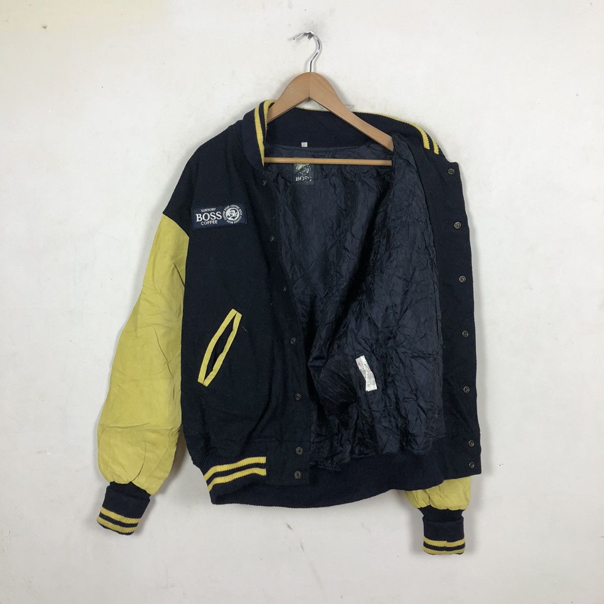 Japanese Brand SUNTORY COFFEE BIG LOGO EMBROIDERED VARSITY JACKET Size US L / EU 52-54 / 3 - 14 Thumbnail