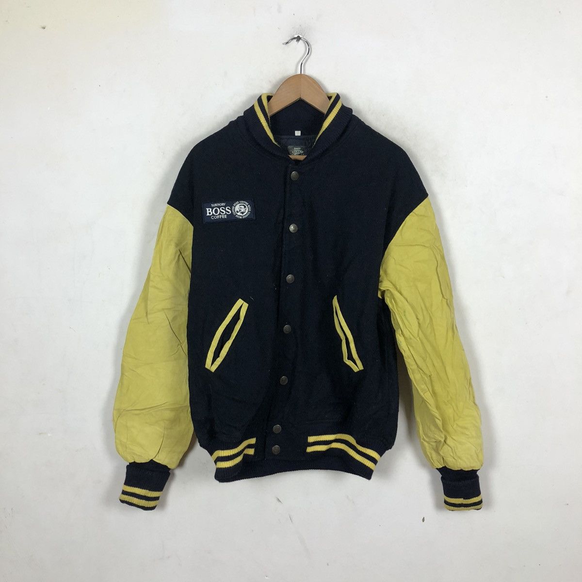 Japanese Brand SUNTORY COFFEE BIG LOGO EMBROIDERED VARSITY JACKET Size US L / EU 52-54 / 3 - 2 Thumbnail