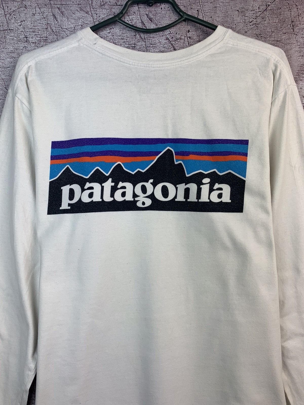 Patagonia Patagonia Back Logo Long Sleeve T-Shirt Size US M / EU 48-50 / 2 - 3 Thumbnail