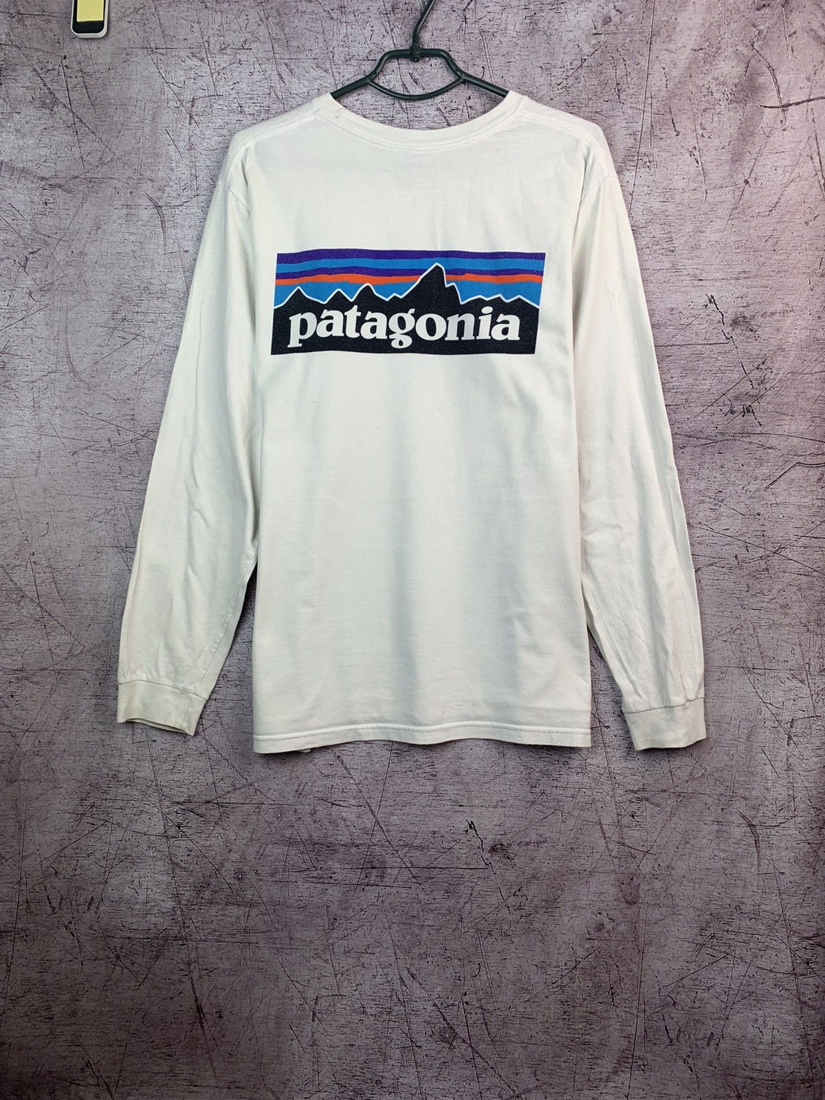Patagonia Patagonia Back Logo Long Sleeve T-Shirt Size US M / EU 48-50 / 2 - 1 Thumbnail