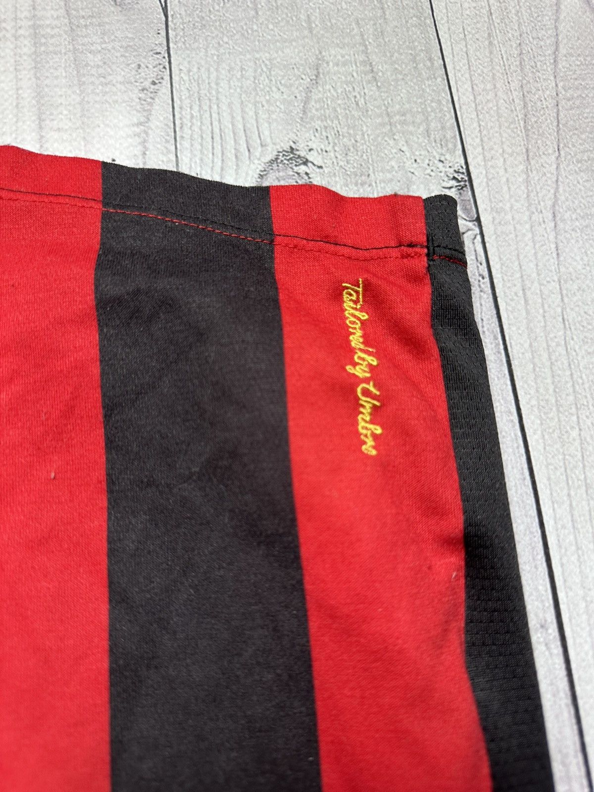 Umbro Vintage Umbro Manchester City away soccer jersey size L Size US L / EU 52-54 / 3 - 6 Thumbnail