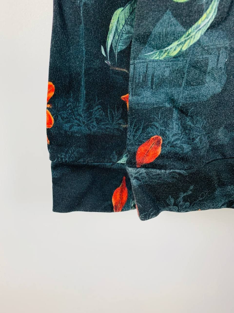Carhartt Carhartt sweatshirt flowers multi M Size US M / EU 48-50 / 2 - 6 Thumbnail