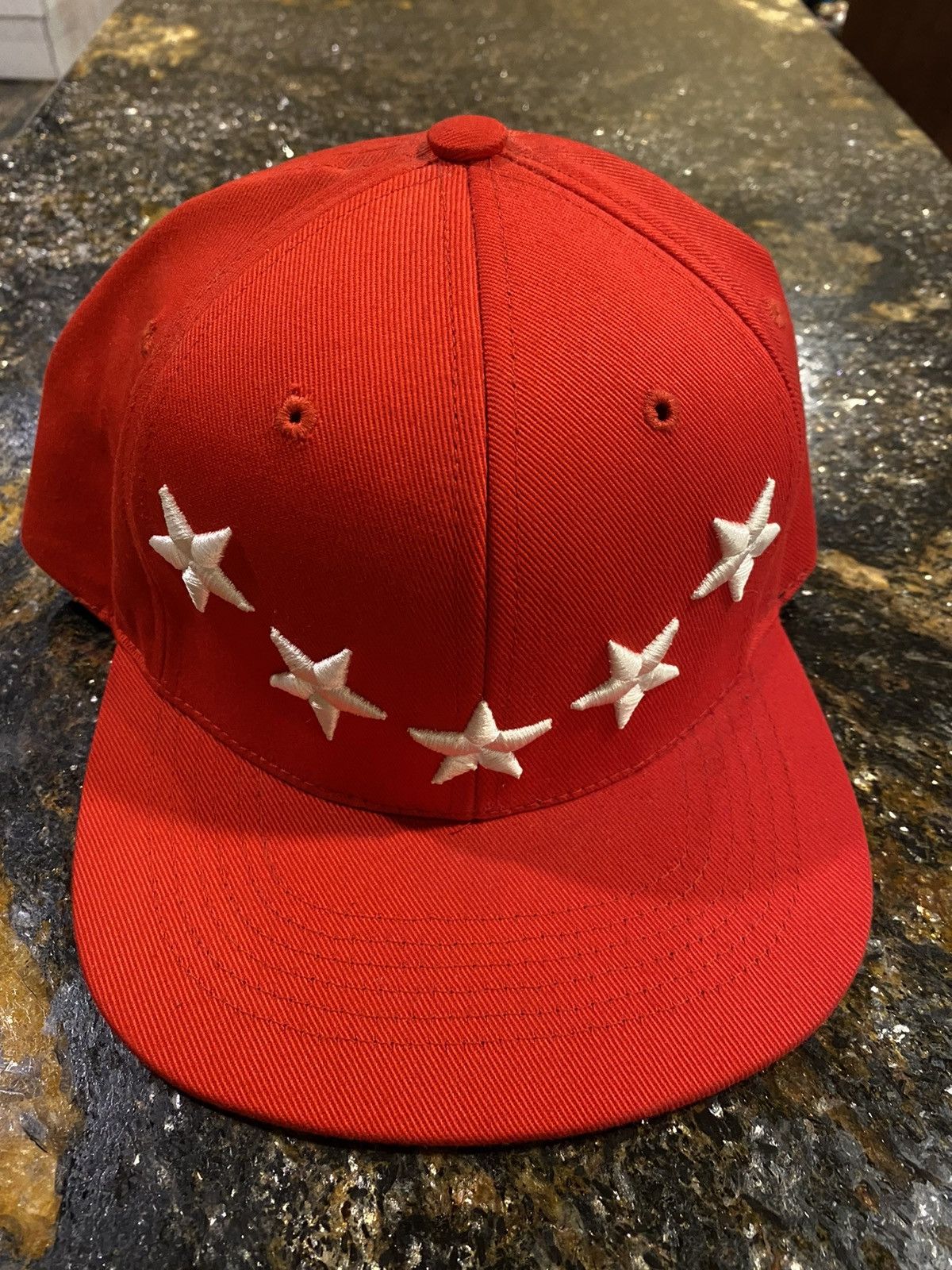 帽子 40oz NYC maison margiela This Just In: 40 oz's Latest Snapbacks | GQ