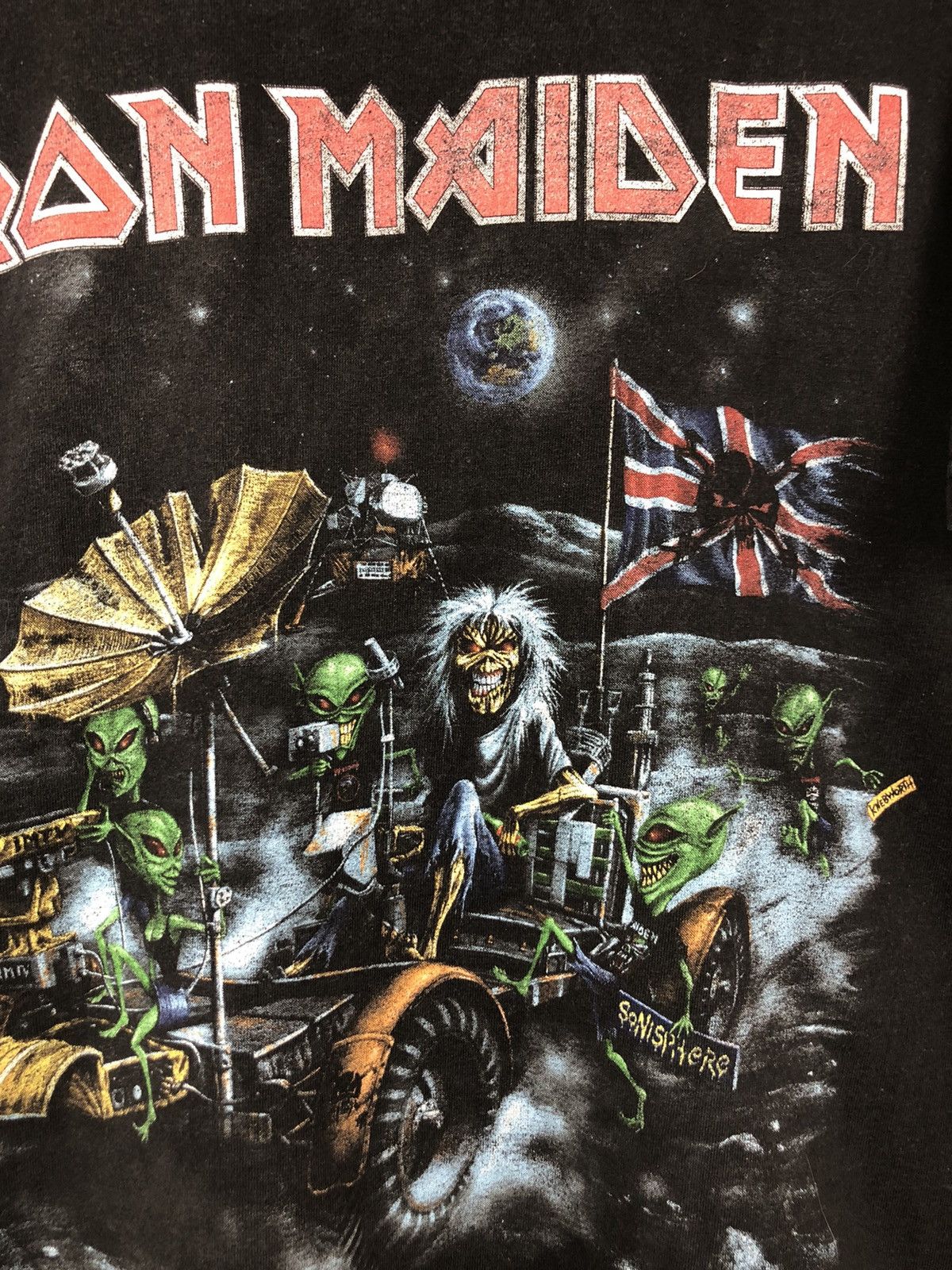 Band Tees × Iron Maiden × Vintage Vintage Iron Maiden Sonisphere Worl Tour tee Size US L / EU 52-54 / 3 - 11 Thumbnail
