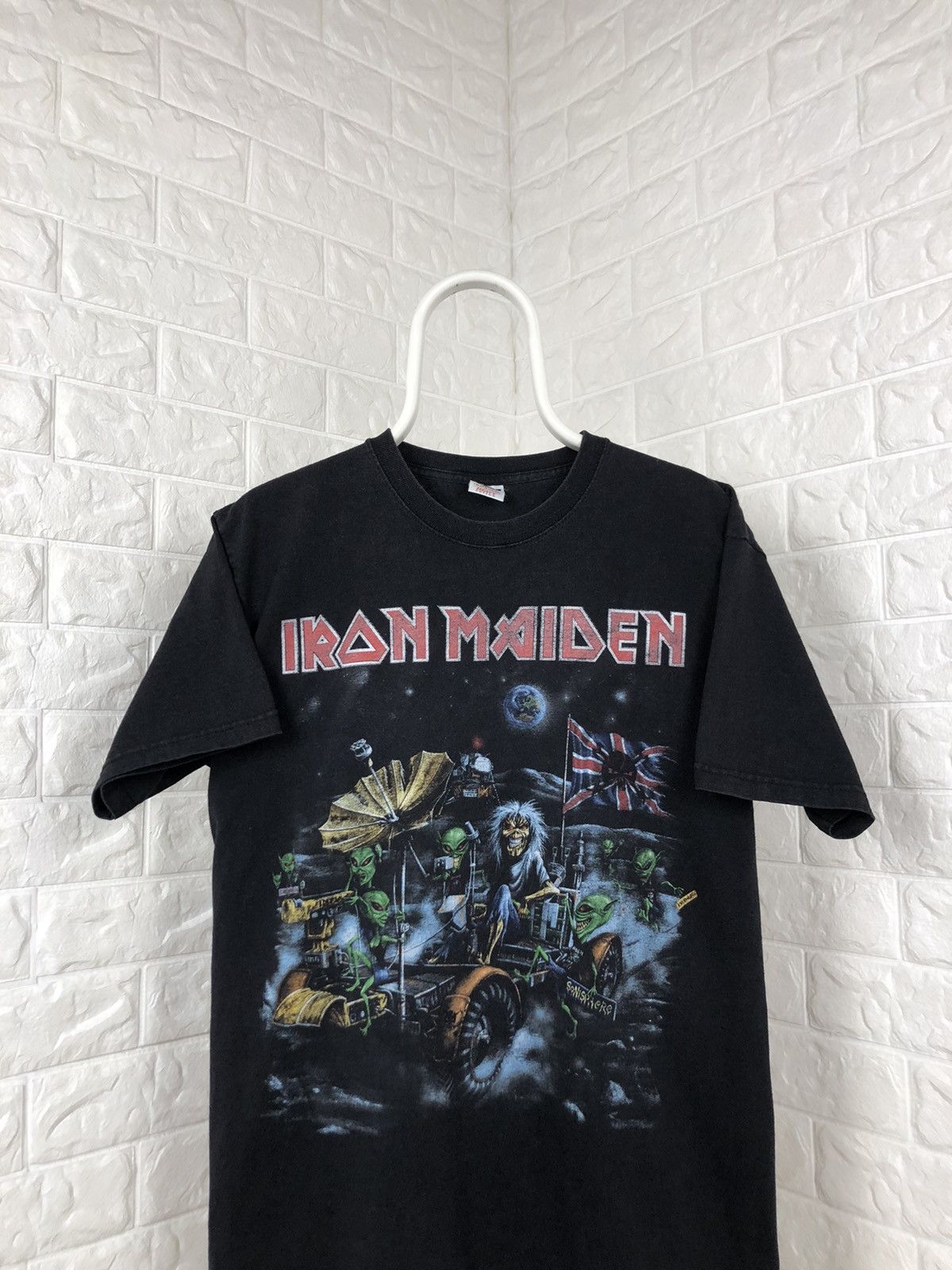 Band Tees × Iron Maiden × Vintage Vintage Iron Maiden Sonisphere Worl Tour tee Size US L / EU 52-54 / 3 - 3 Thumbnail