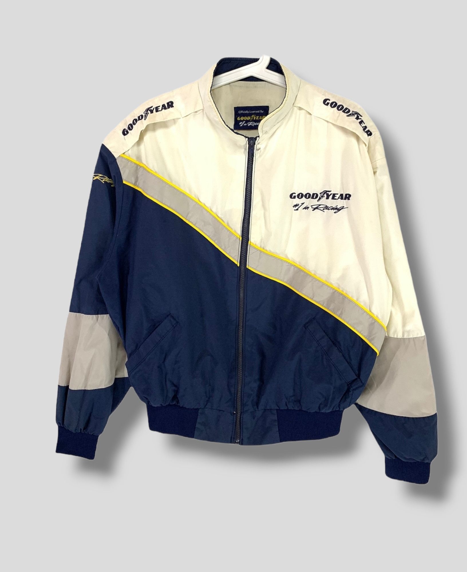Formula 1 × Racing × Vintage Vintage 90s Goodyear racing