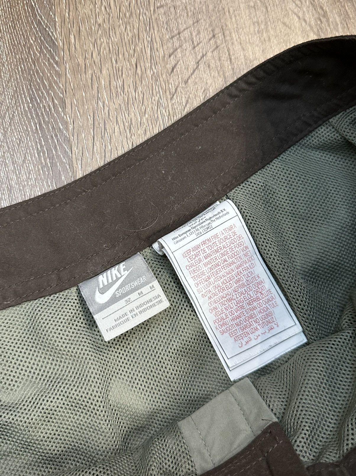 Nike Vintage Nike Track Nylons Shorts Y2K Size US 32 / EU 48 - 5 Thumbnail