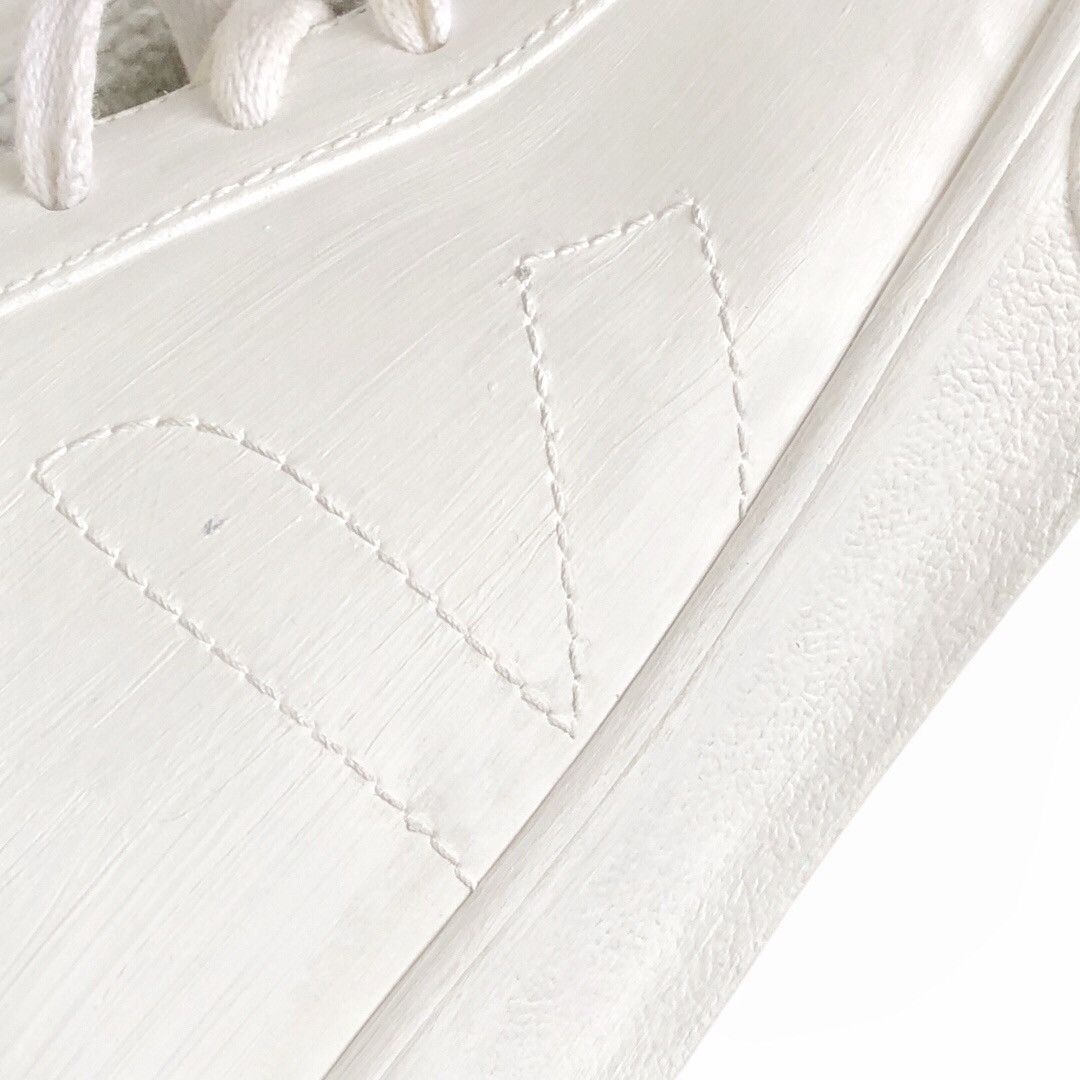 Veja 🔵campo leather low-top sneakers hand painted extra white Size US 8 / EU 41 - 3 Thumbnail