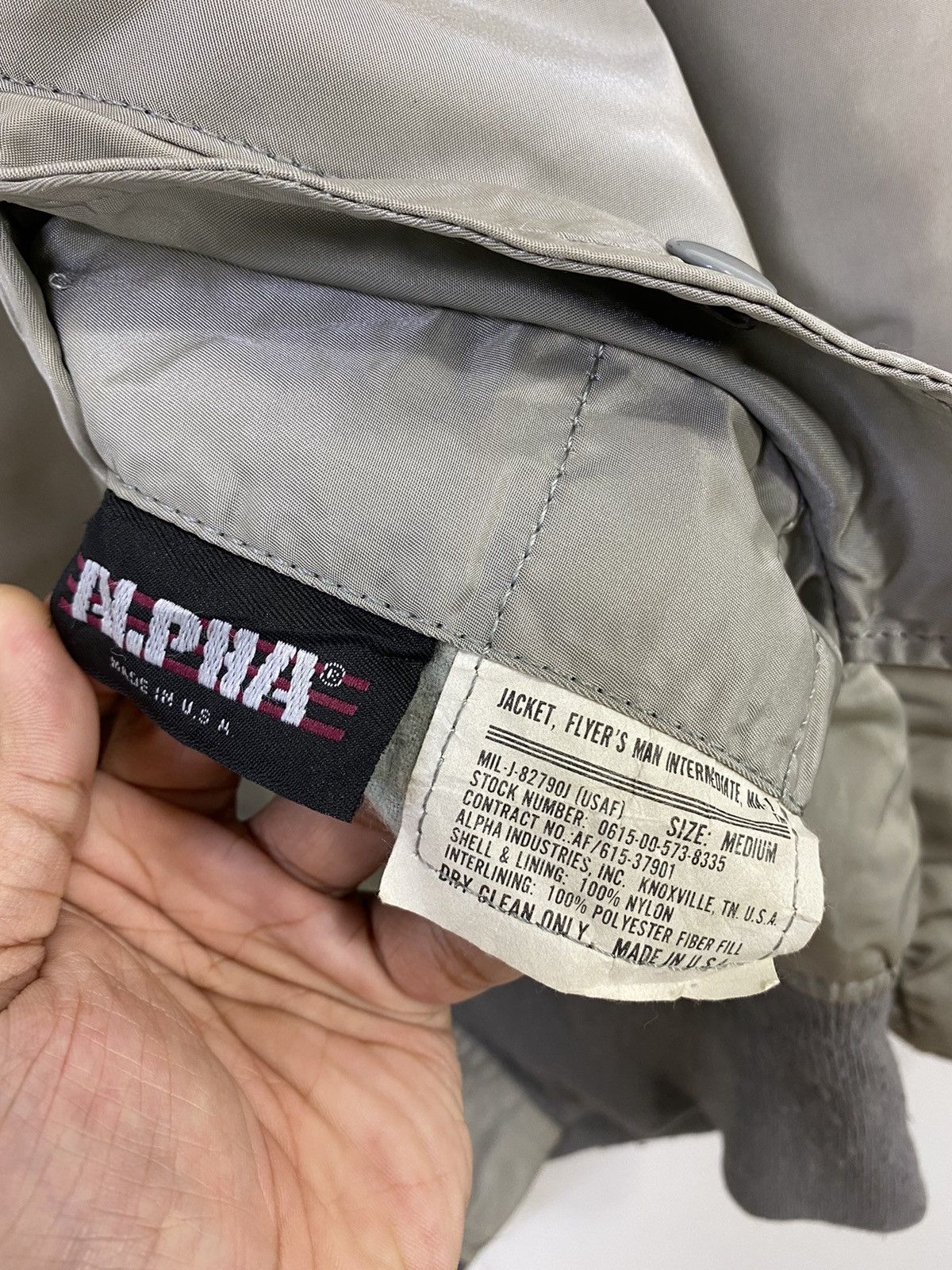 Alpha Industries × Vintage Vintage Alpha Industries MA-1 Bomber Jacket Reversible Size US M / EU 48-50 / 2 - 5 Thumbnail