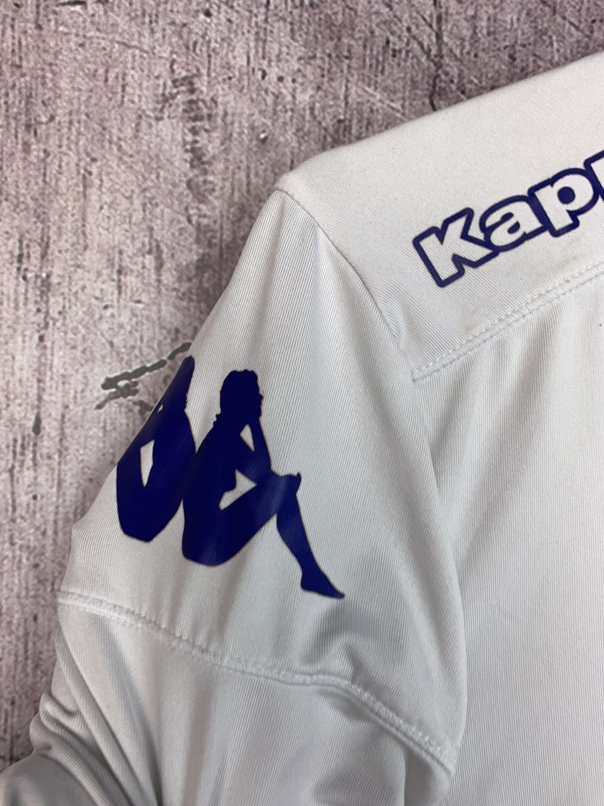 Kappa Vintage Kappa Kombat Leeds Jersey T-Shirt Size US S / EU 44-46 / 1 - 4 Thumbnail