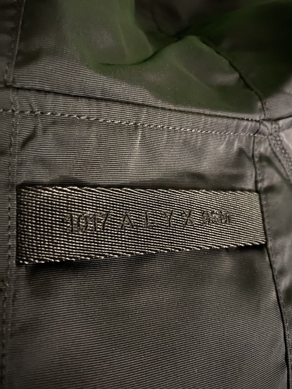 1017 ALYX 9SM × Alyx 1017 ALYX 9SM Oversized Nylon Buckle Pullover Size US L / EU 52-54 / 3 - 4 Thumbnail