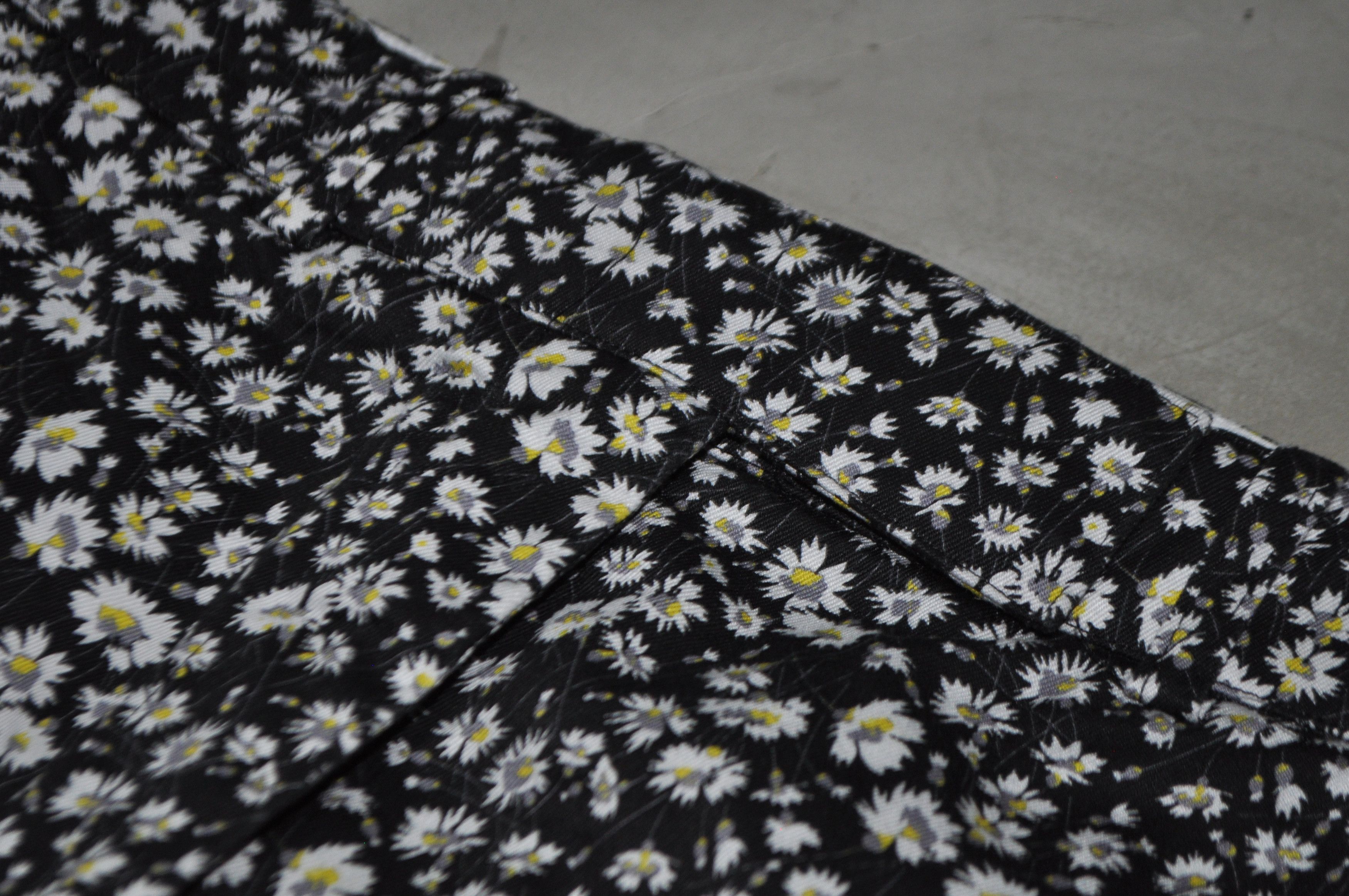 Calvin Klein 205W39NYC Calvin Klein 205W39NYC - S/S 18 - Floral-Printed Trousers Size 27" / US 4 / IT 40 - 5 Thumbnail