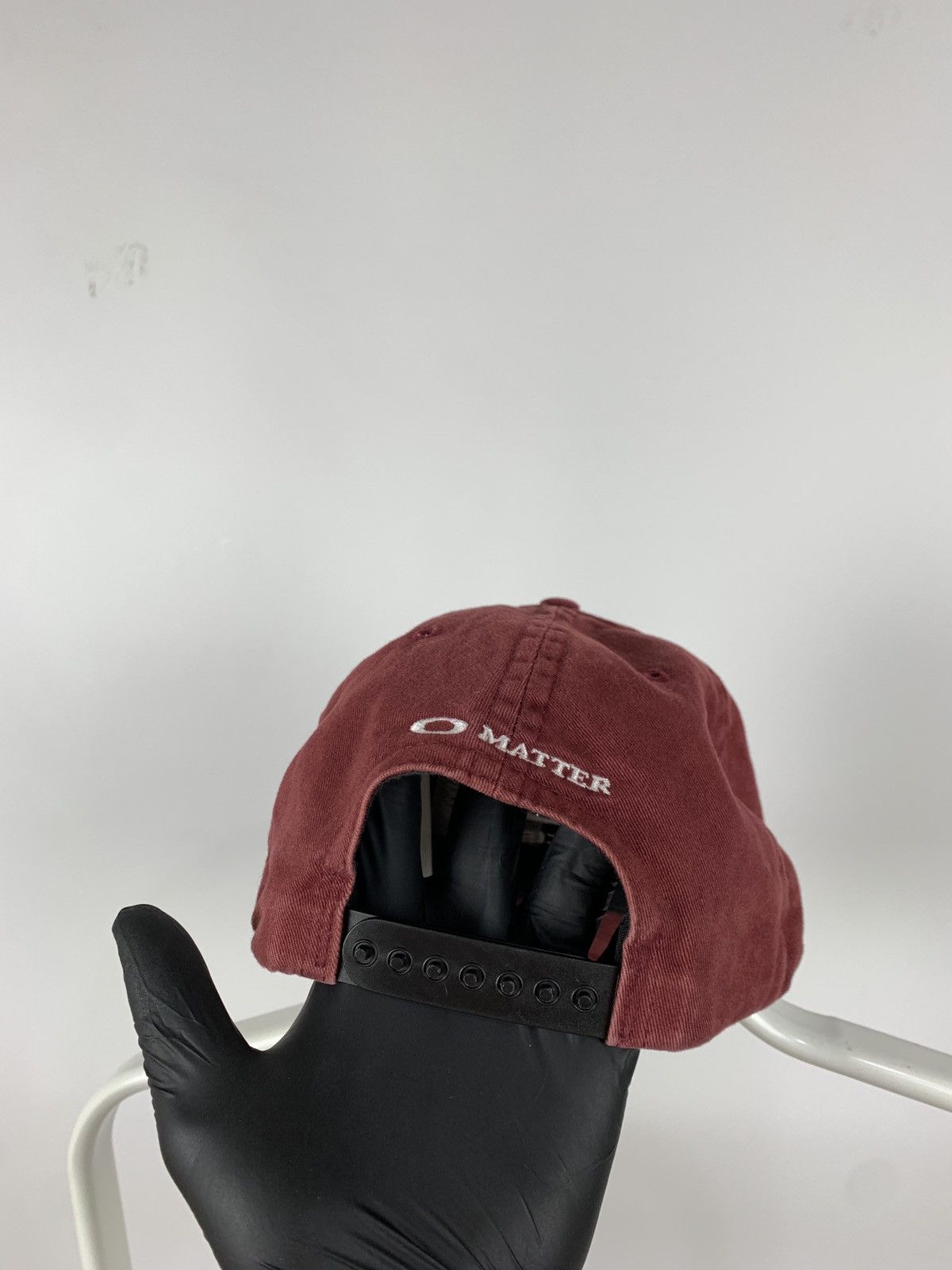Oakley Vintage Oakley Burgundy Made In USA Cap Size ONE SIZE - 6 Thumbnail