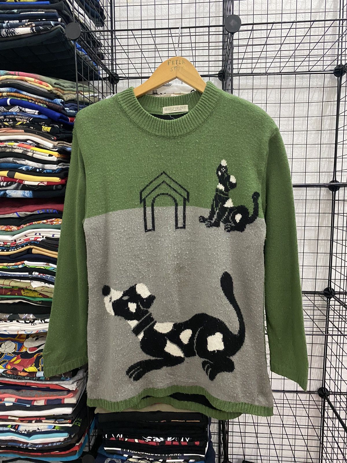 Japanese Brand Vintage Shelf Bridge Knitwear Dog At Home Photo Size US M / EU 48-50 / 2 - 1 Thumbnail