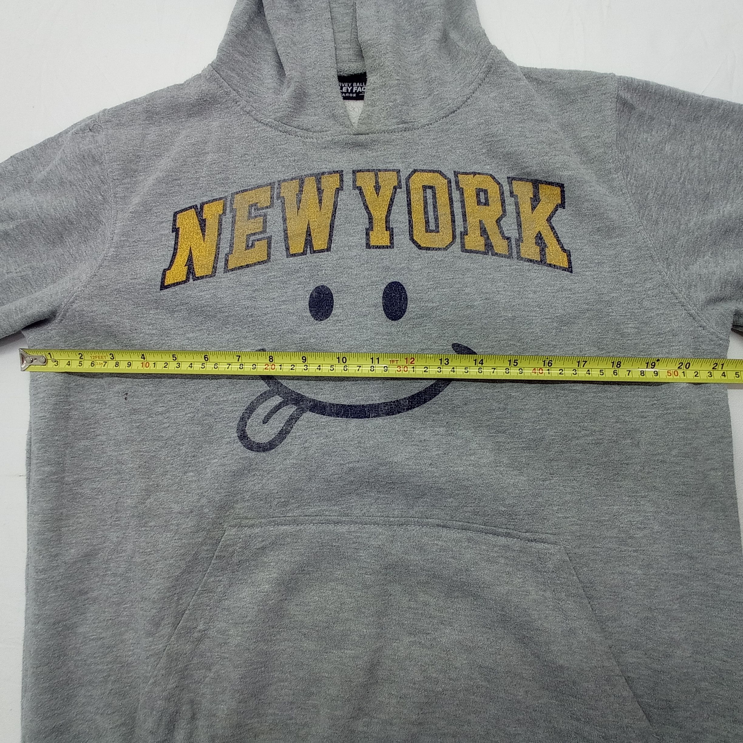 Other Vintage Harvey Ball Smile Face Sweatshirts Hoodie Size US L / EU 52-54 / 3 - 13 Thumbnail