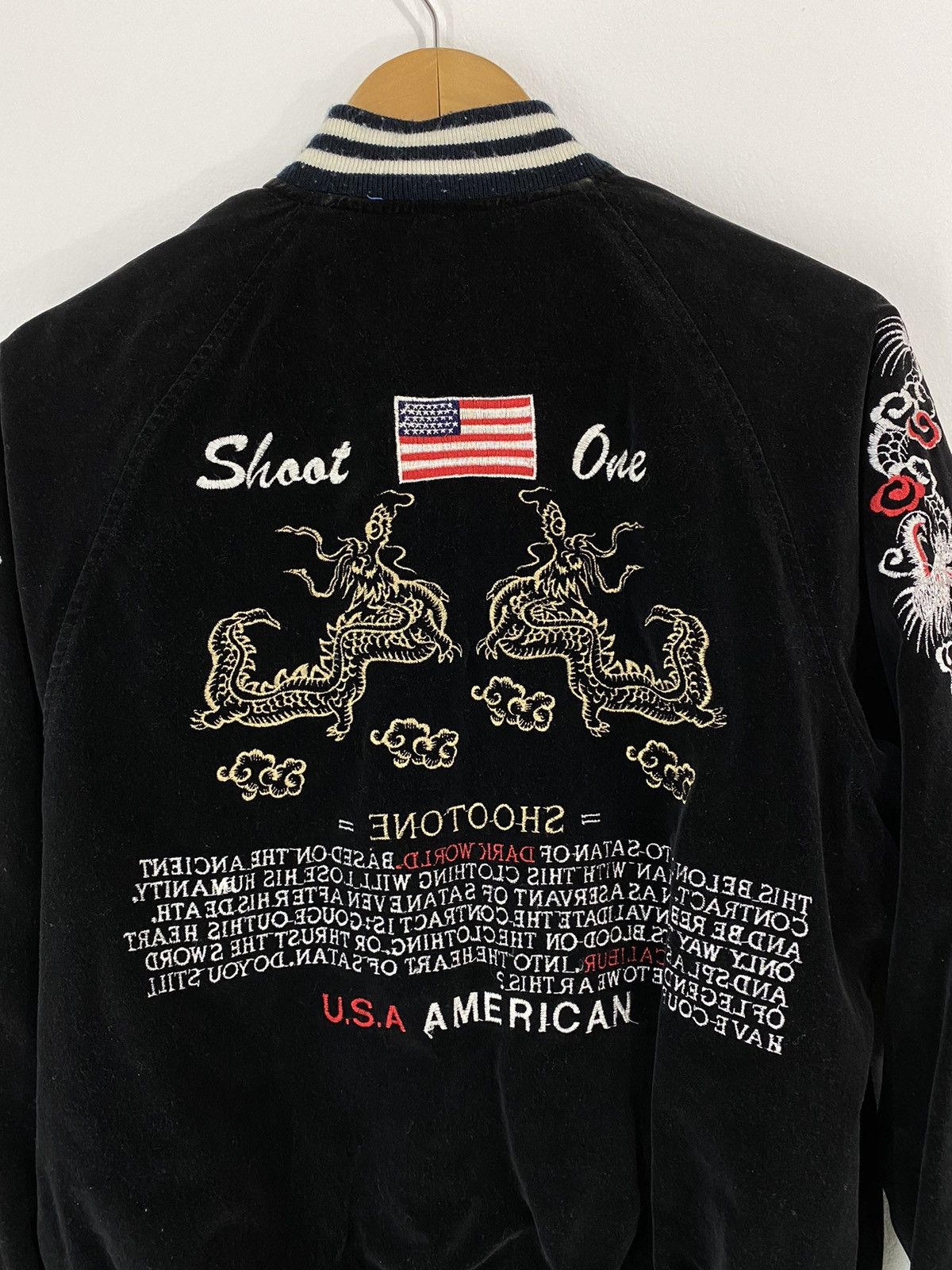 Japanese Brand Sukajan Reversible Jacket Velvet Embroidery Dragon Shoot One Size US M / EU 48-50 / 2 - 7 Thumbnail