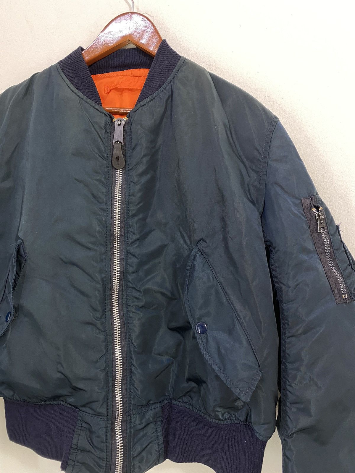Alpha Industries × Vintage Vintage Alpha Industries MA-1 Bomber Jacket Reversible Size US M / EU 48-50 / 2 - 4 Thumbnail