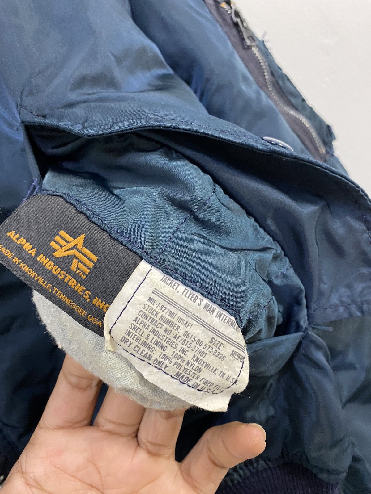 Alpha Industries × Vintage Vintage Alpha Industries MA-1 Bomber Jacket Reversible Size US M / EU 48-50 / 2 - 5 Thumbnail