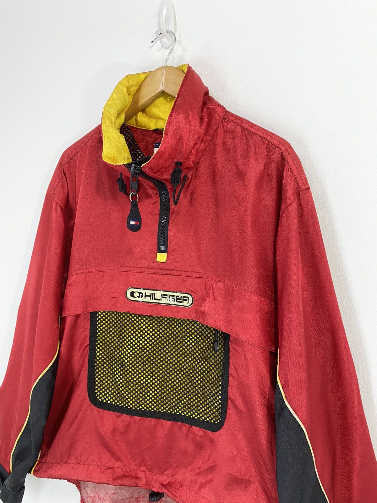 Tommy Hilfiger Tommy Hilfiger Windbreaker Anorak Design back Pocket Size US M / EU 48-50 / 2 - 3 Thumbnail