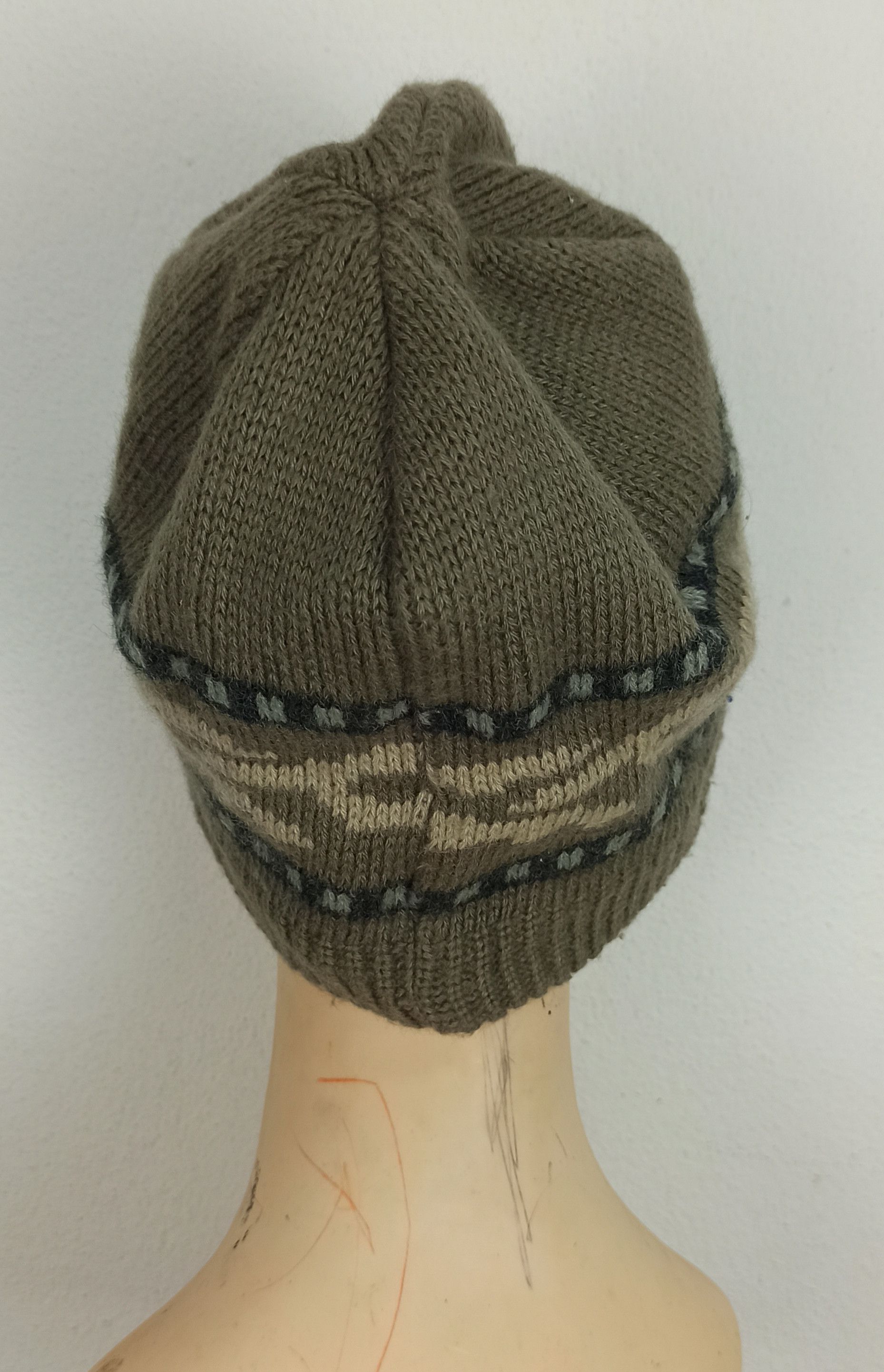 Japanese Brand 🔥STEALS🔥 Vans Beanie Snowcap Good Condition used Size ONE SIZE - 4 Thumbnail